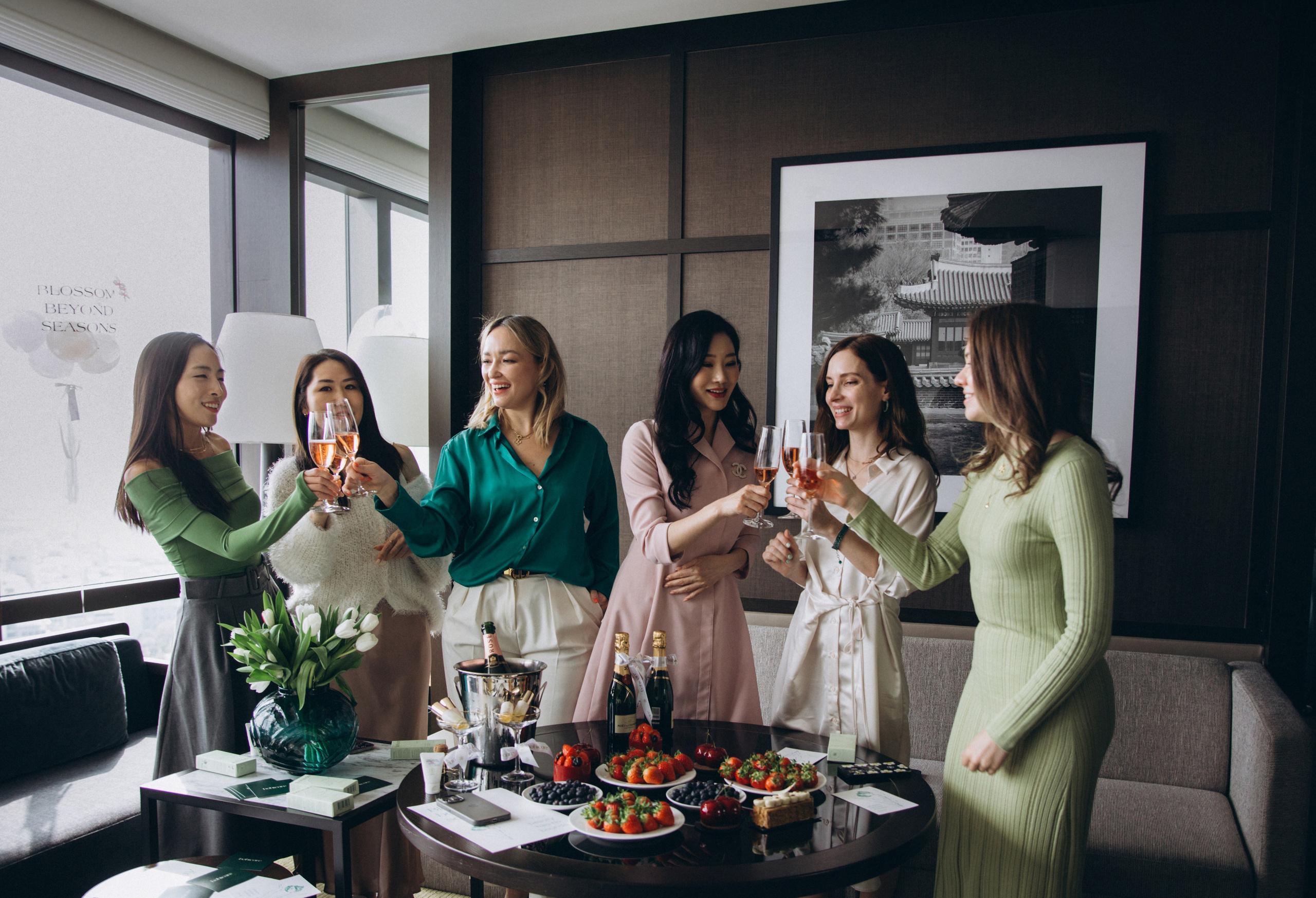 Grand Hyatt Seoul (bohicare). Portrait photographer in South Korea Olga Lian