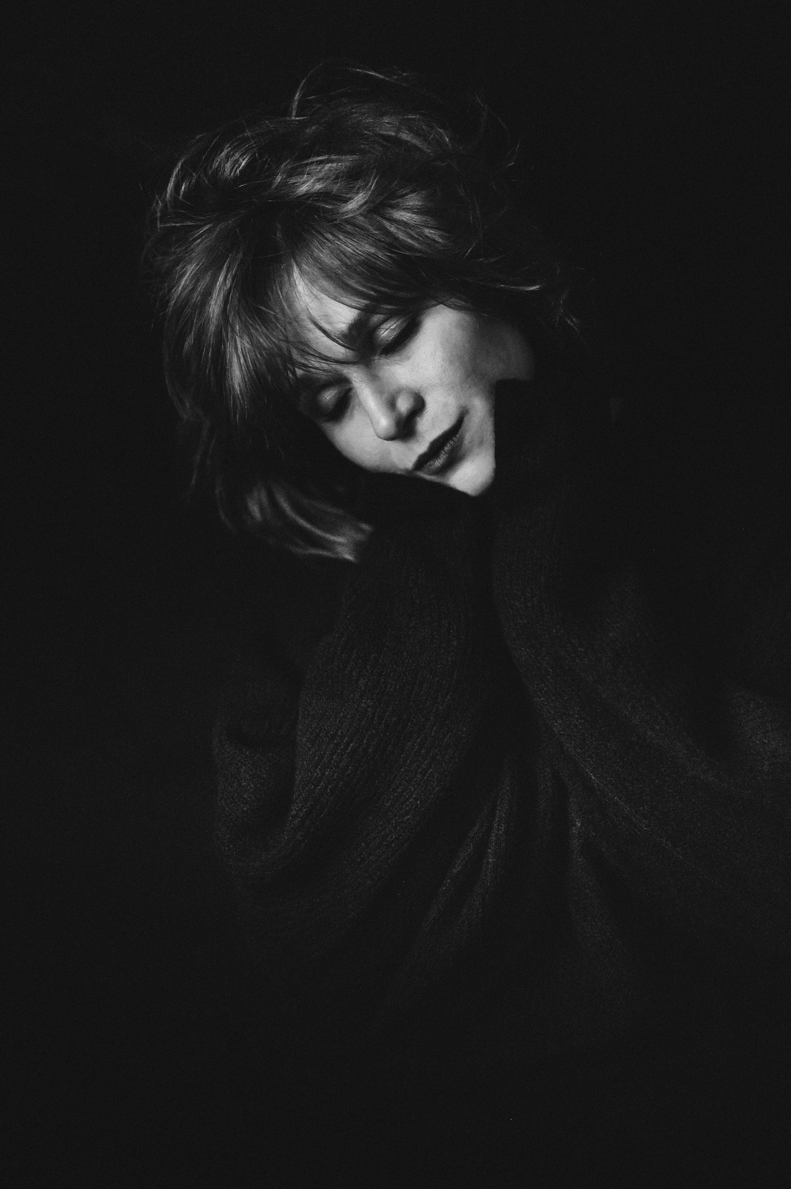 Portrait and lifestyle photographer based in Toronto, Canada