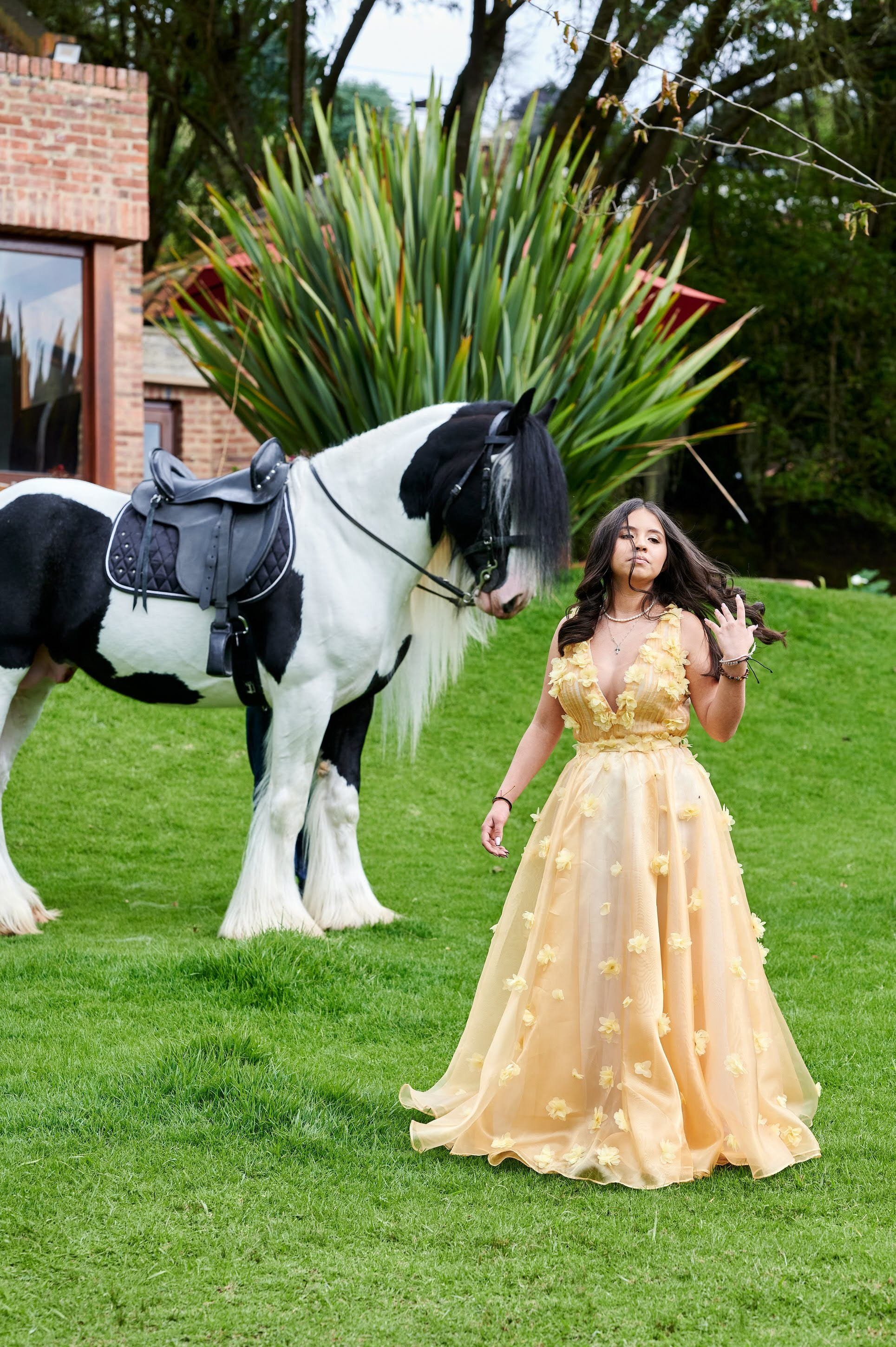 Fotos con caballos para Quiceaños. Wedding Photography & Videography by ZZ Hendrick | Capturing Your Love Story in Colombia & USA
