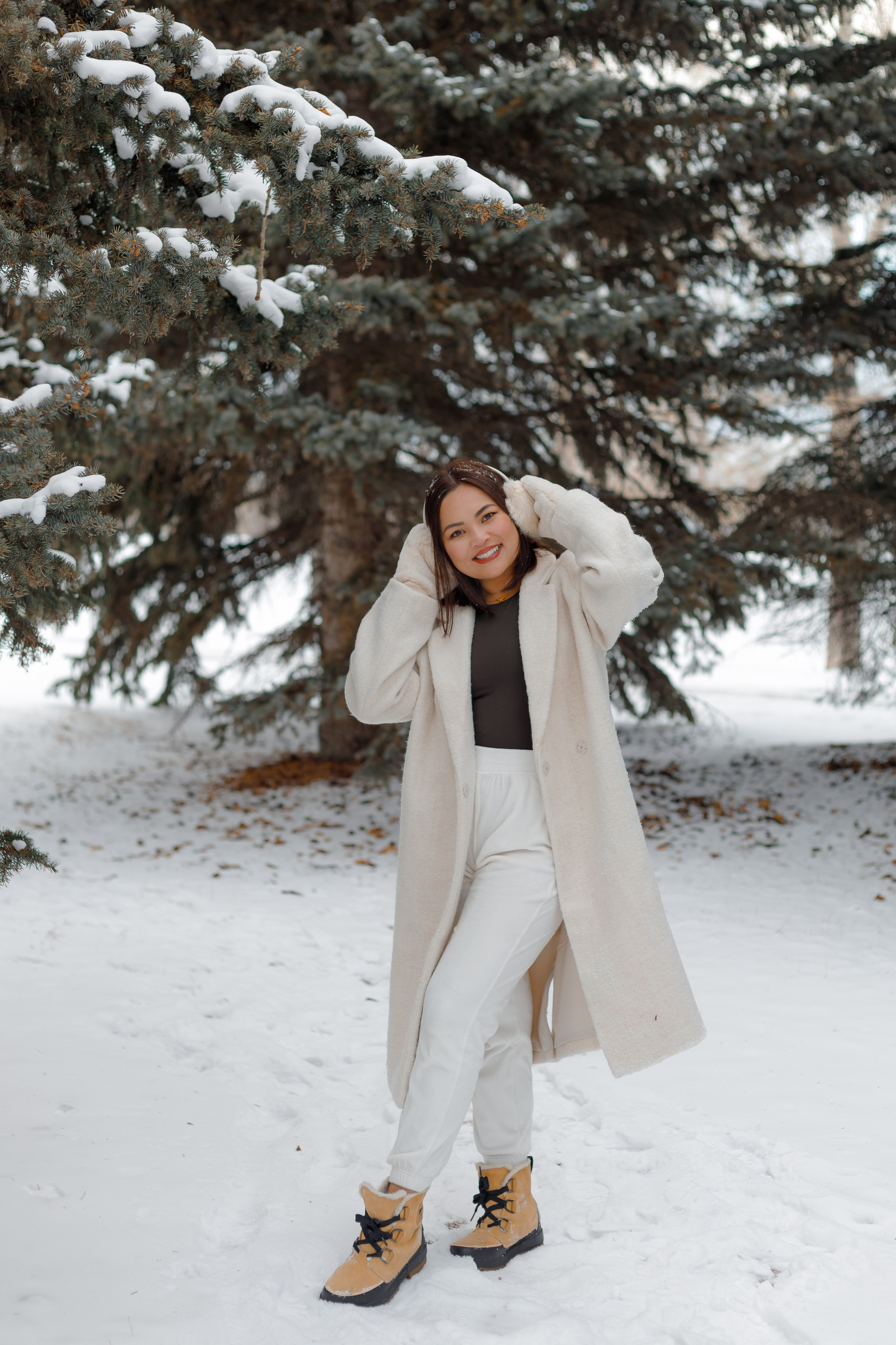Family winter story. Photographer Elvira Hryshchenko