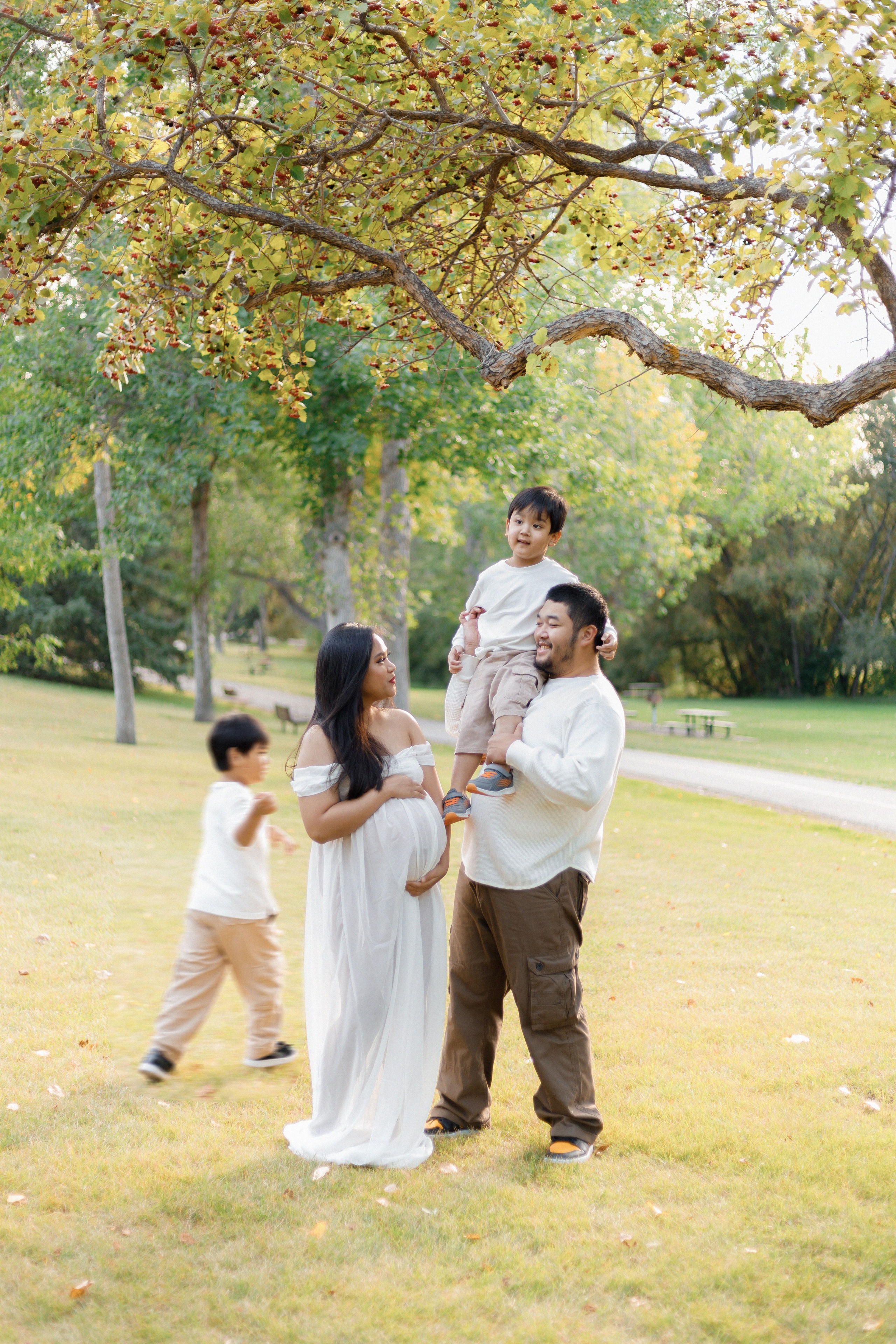 Daniella’s family. Photographer Elvira Hryshchenko