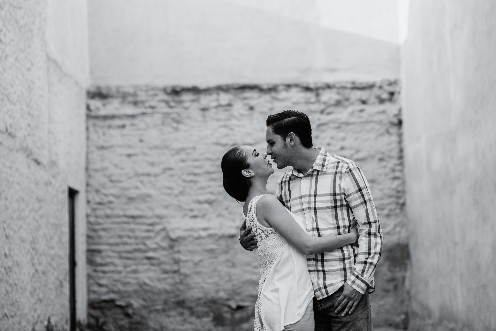 Isabela y David: Sesión pre boda en centro histórico de San Luis Potosí. Fotógrafo de bodas