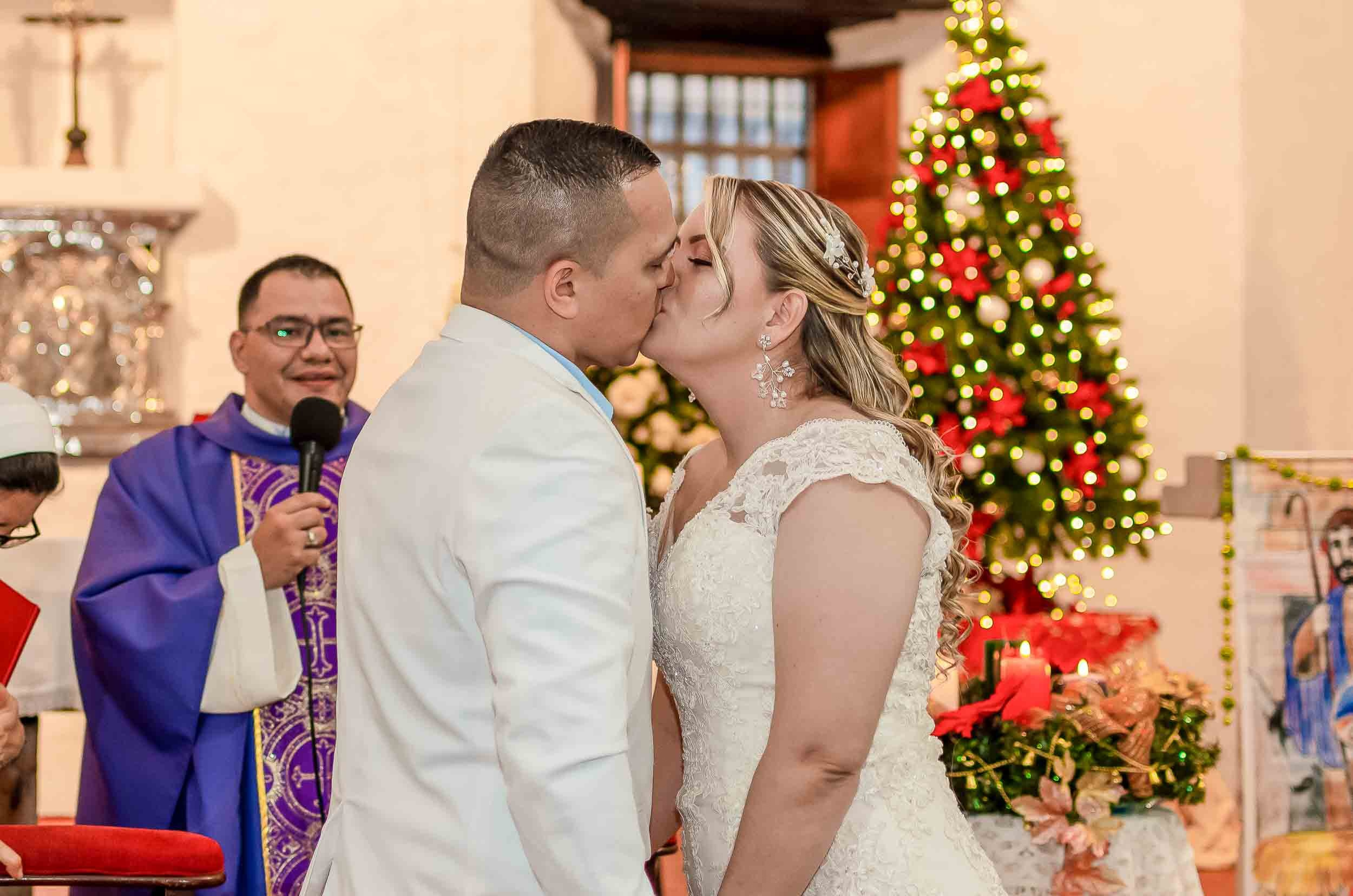 Boda en Cali. Hotel Intercontinental - Lesly & William. Karen Ortiz Photography / Fotógrafo profesional en Cali - Colombia