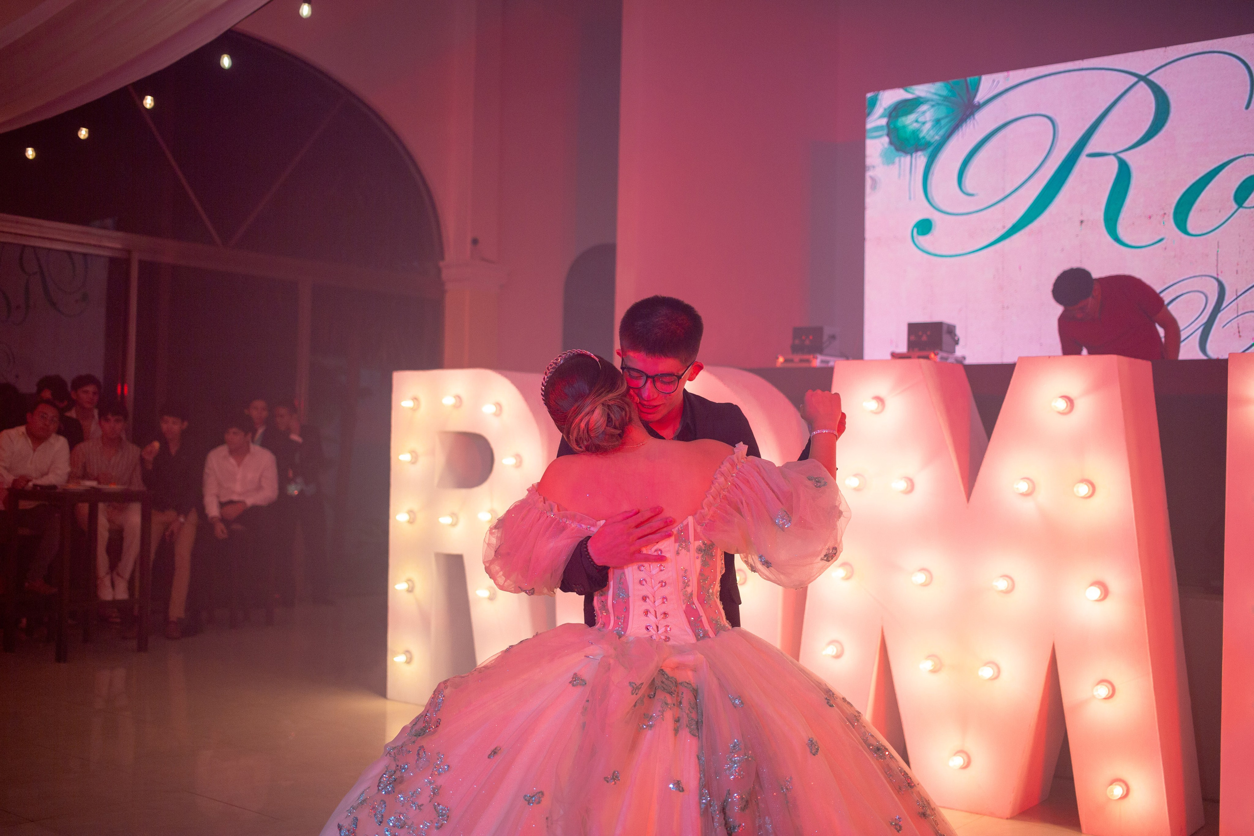 XV AÑOS ROMINA. Simón Enríquez Studio