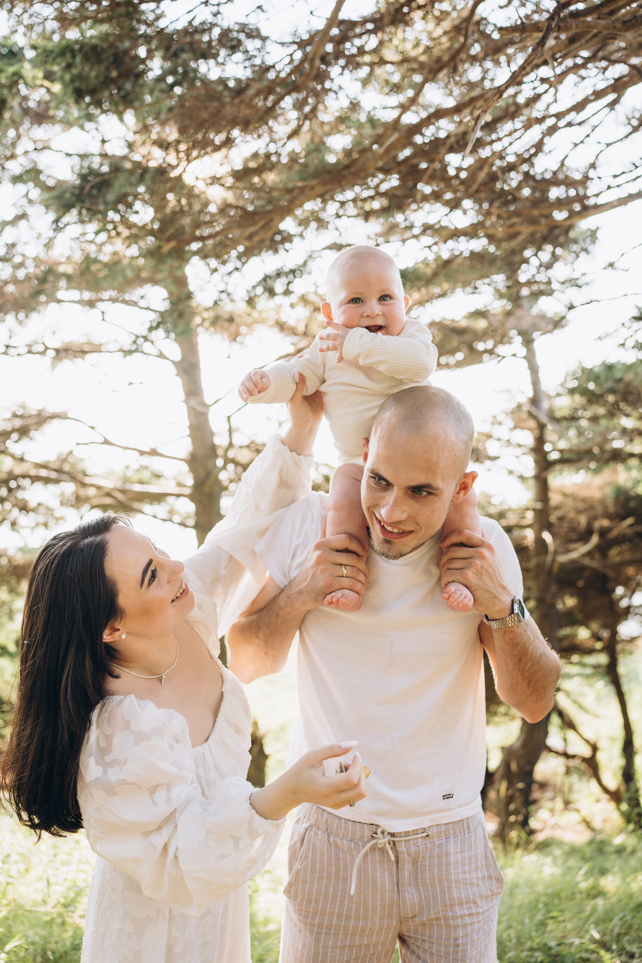 Masha & fam. Calgary Wedding & Lifestyle Photographer — Yevhen Polishchuk