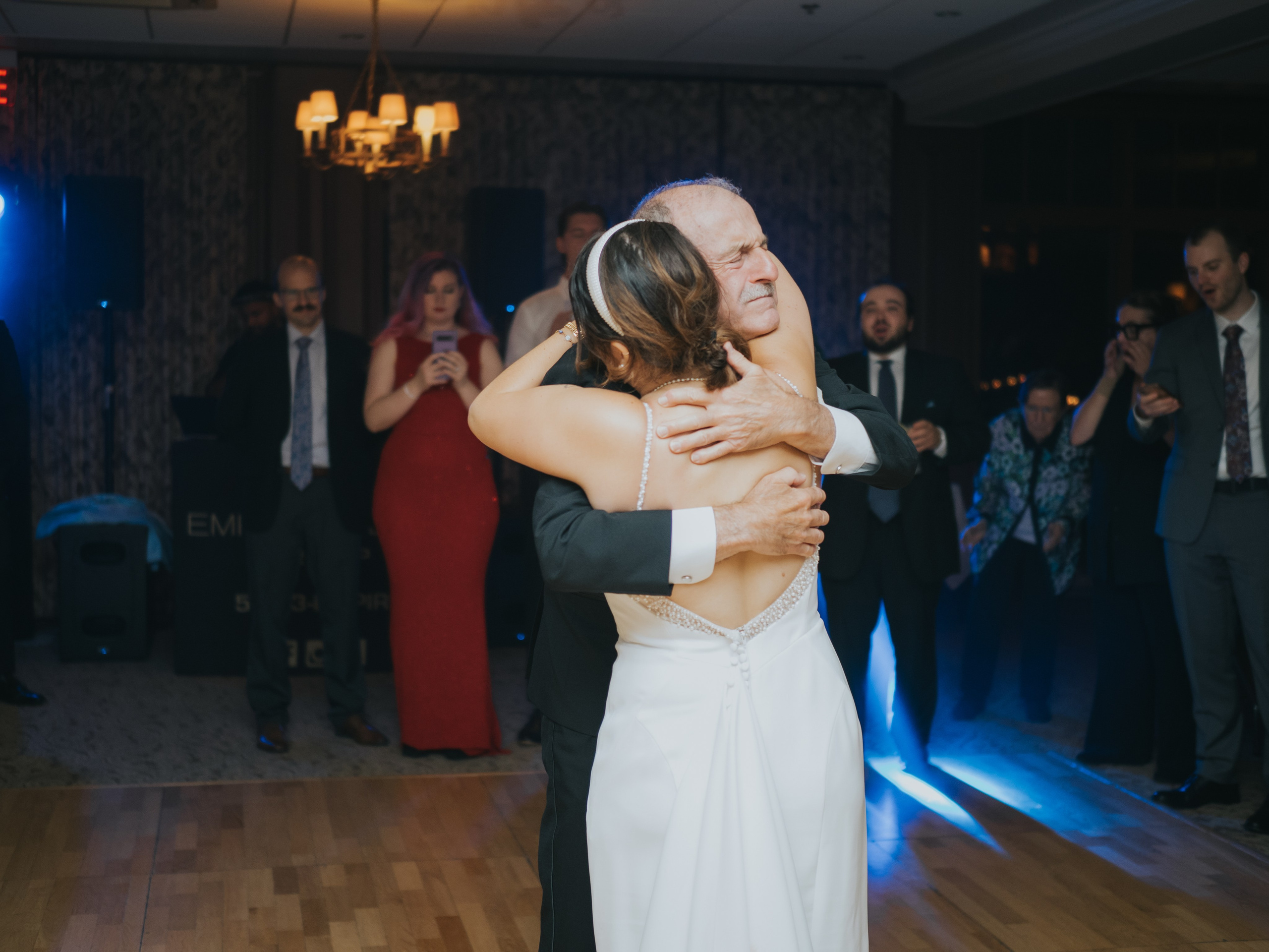 Wedding of Cassandra and Loïc in Beaconsfield, Montreal. Montreal Wedding Photographer — Muriel Oe Photo