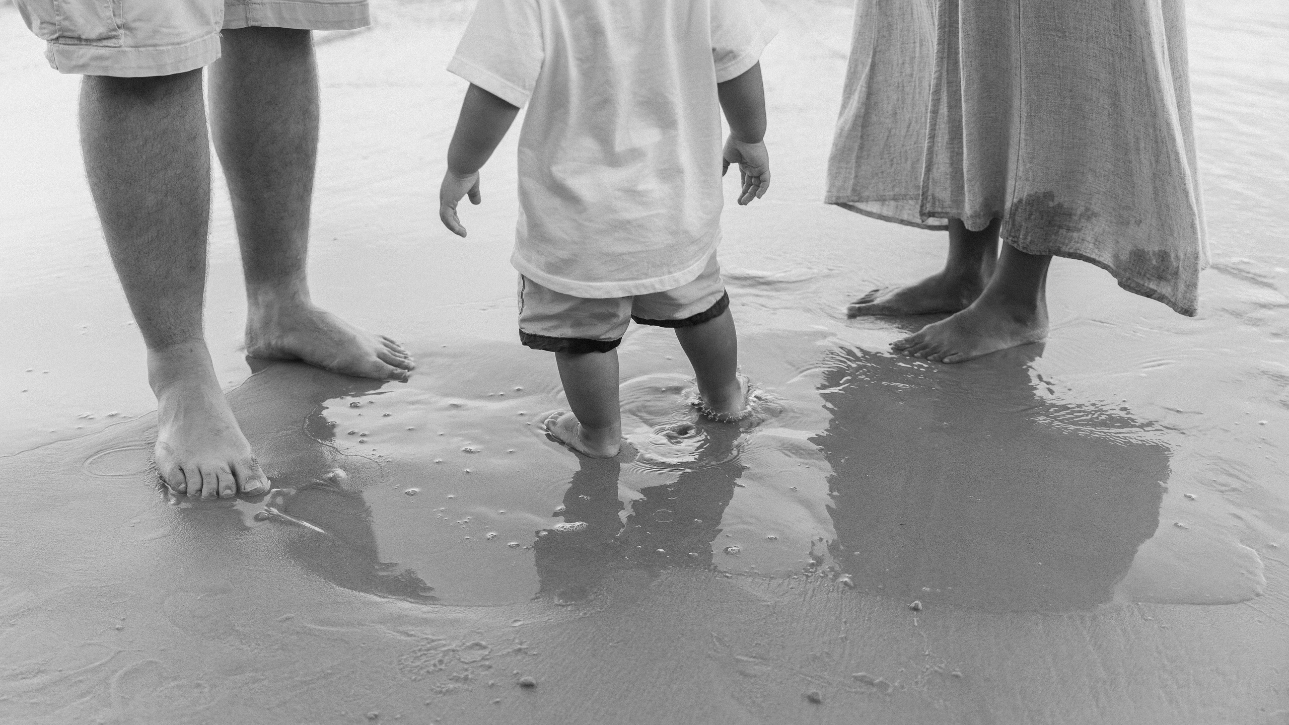 At the beach. Family and wedding photographer in Bangkok, Thailand