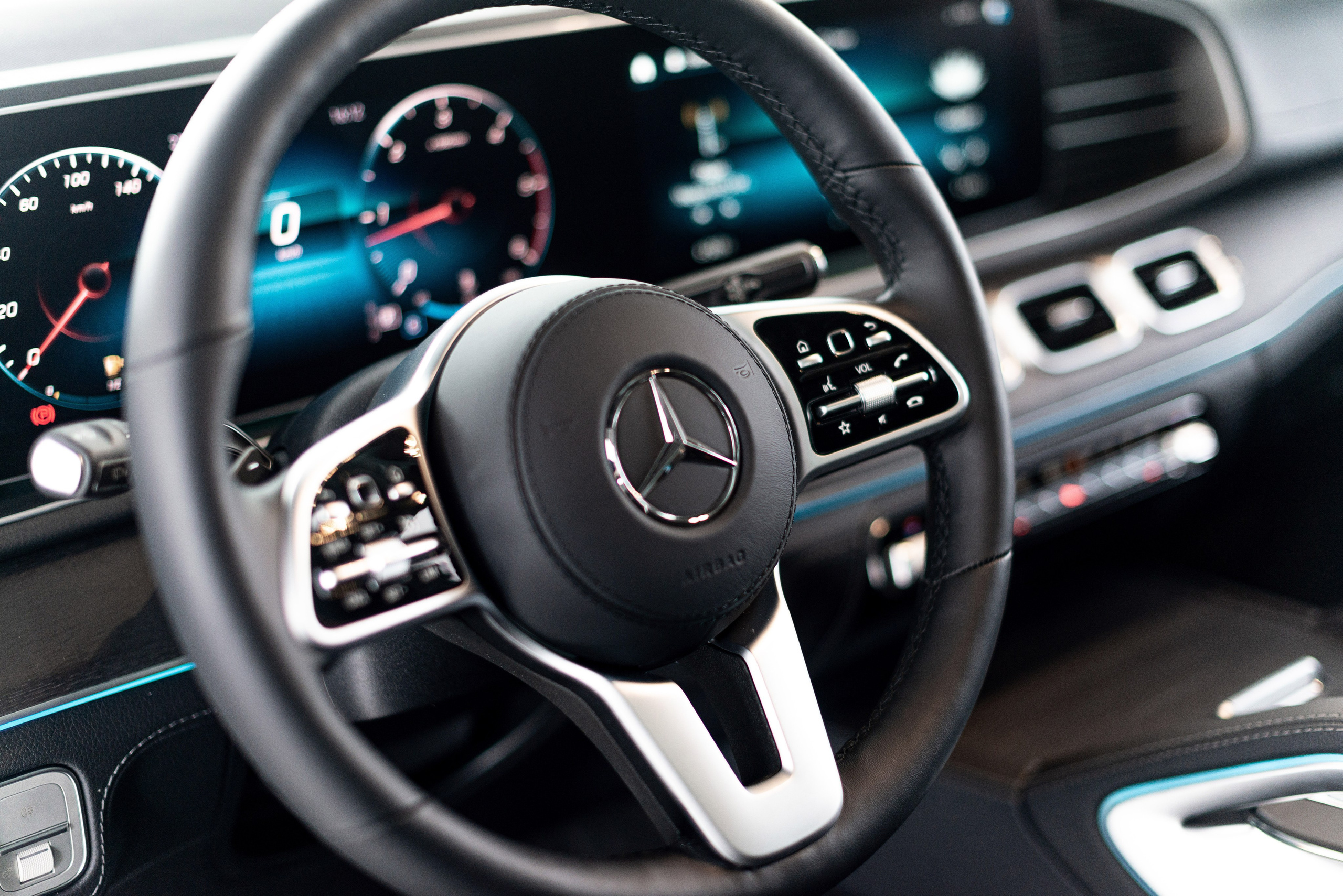 Автомобильная фотосъемка Mercedes GLS в студии. PHOTOGRAPHER QUINTANA ROO