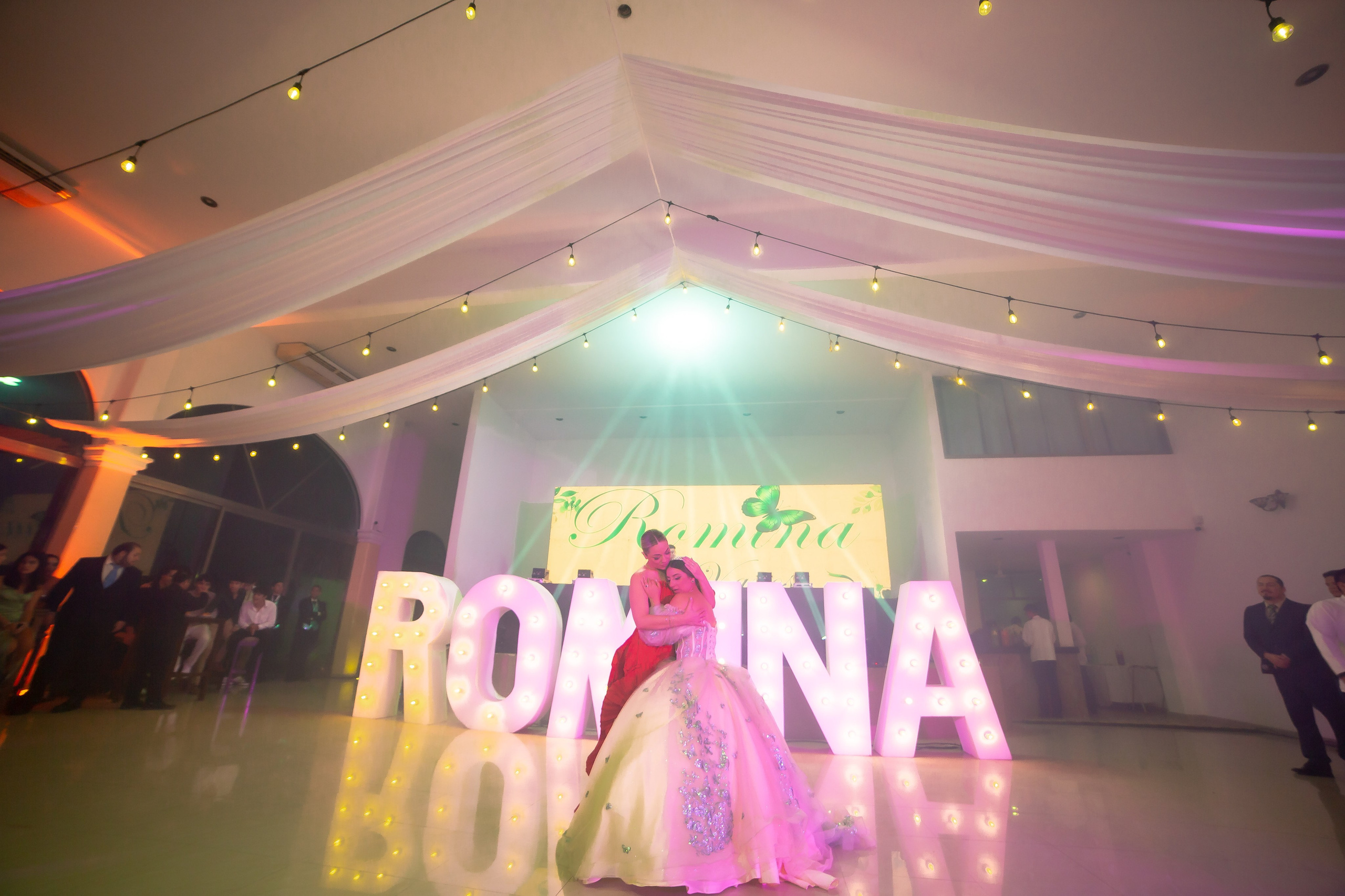 XV AÑOS ROMINA. Simón Enríquez Studio