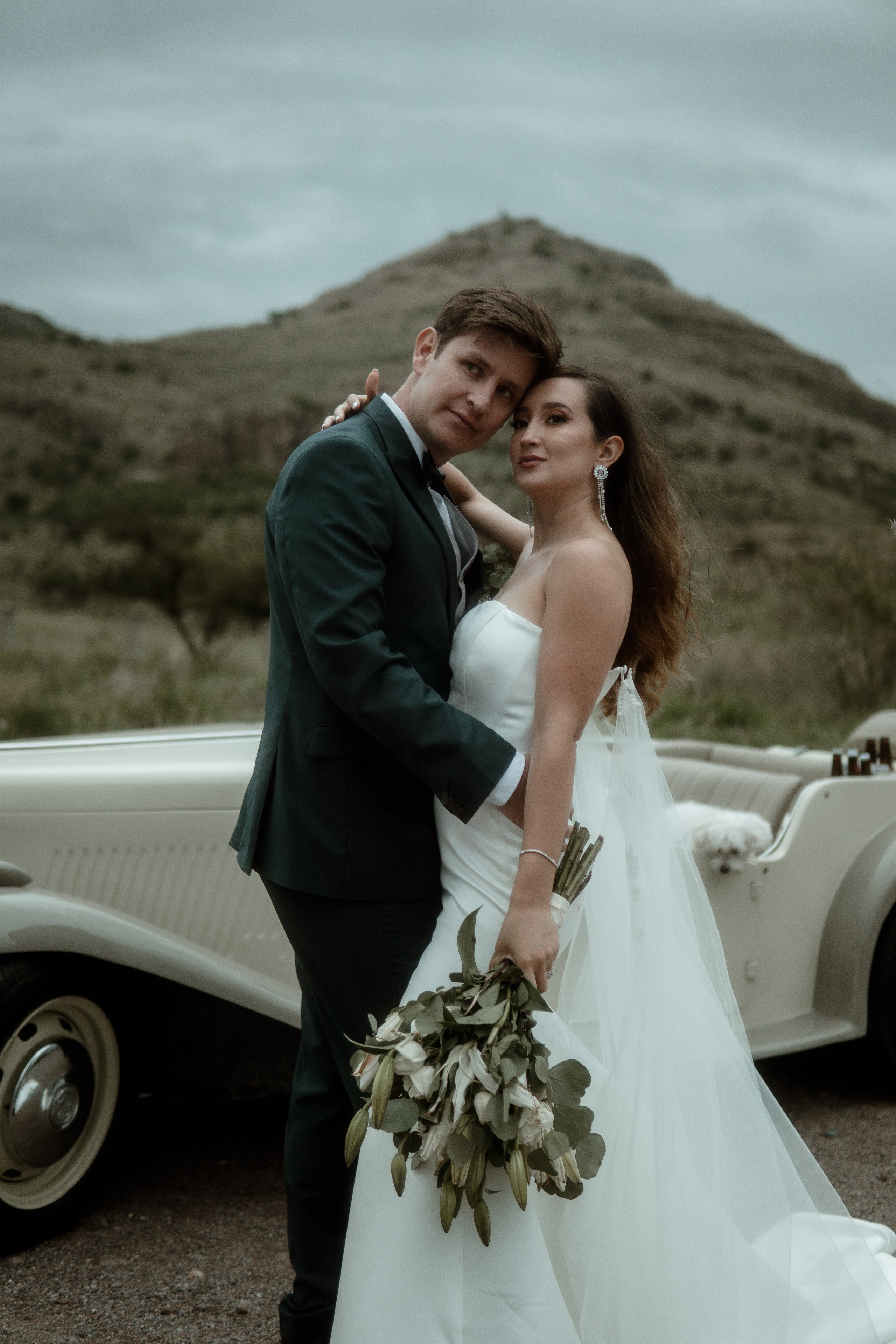Jorge y Liliana. TWO MILLIMETERS