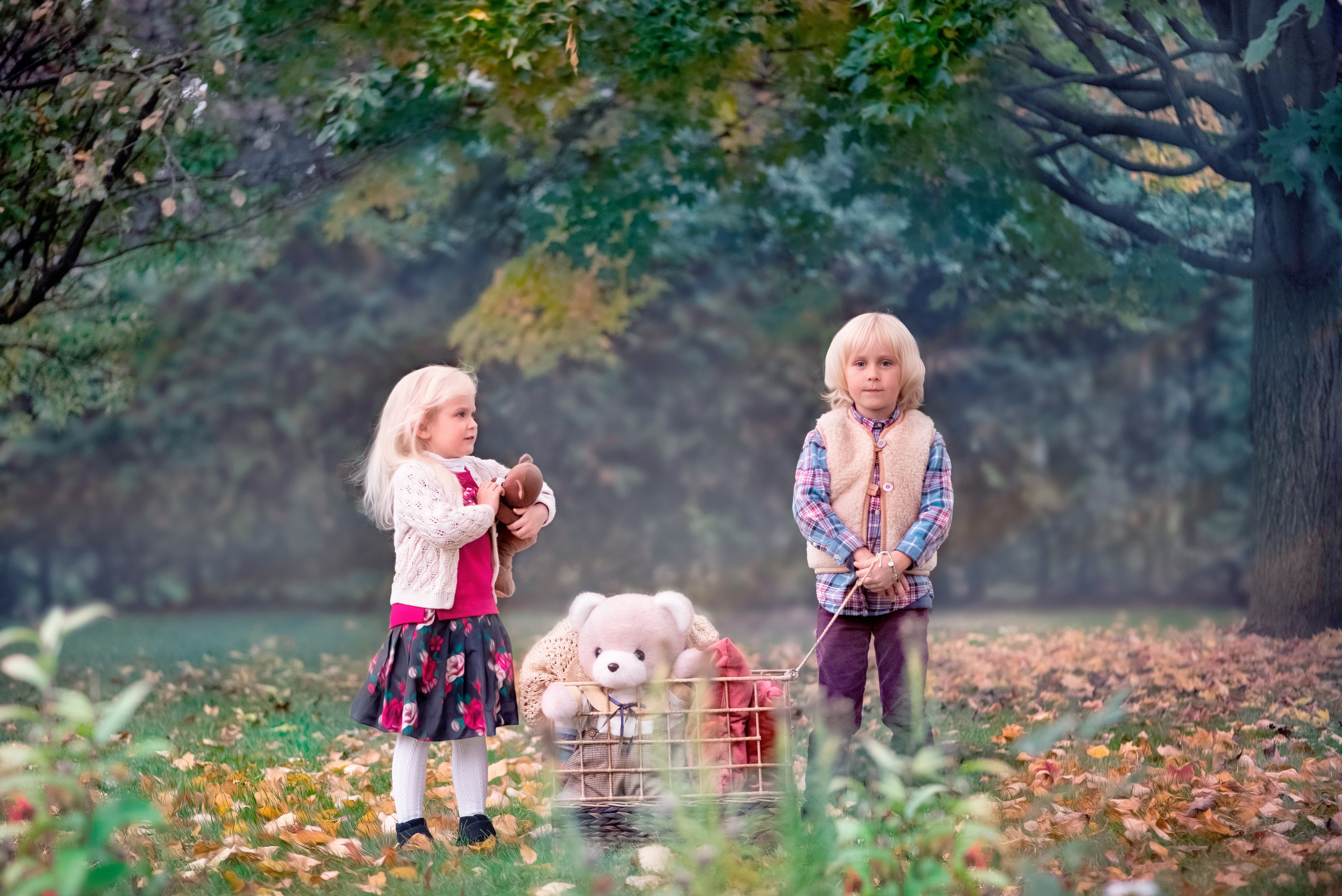 Gallery. Family, children, portrait and fine art Toronto photographer. I delive