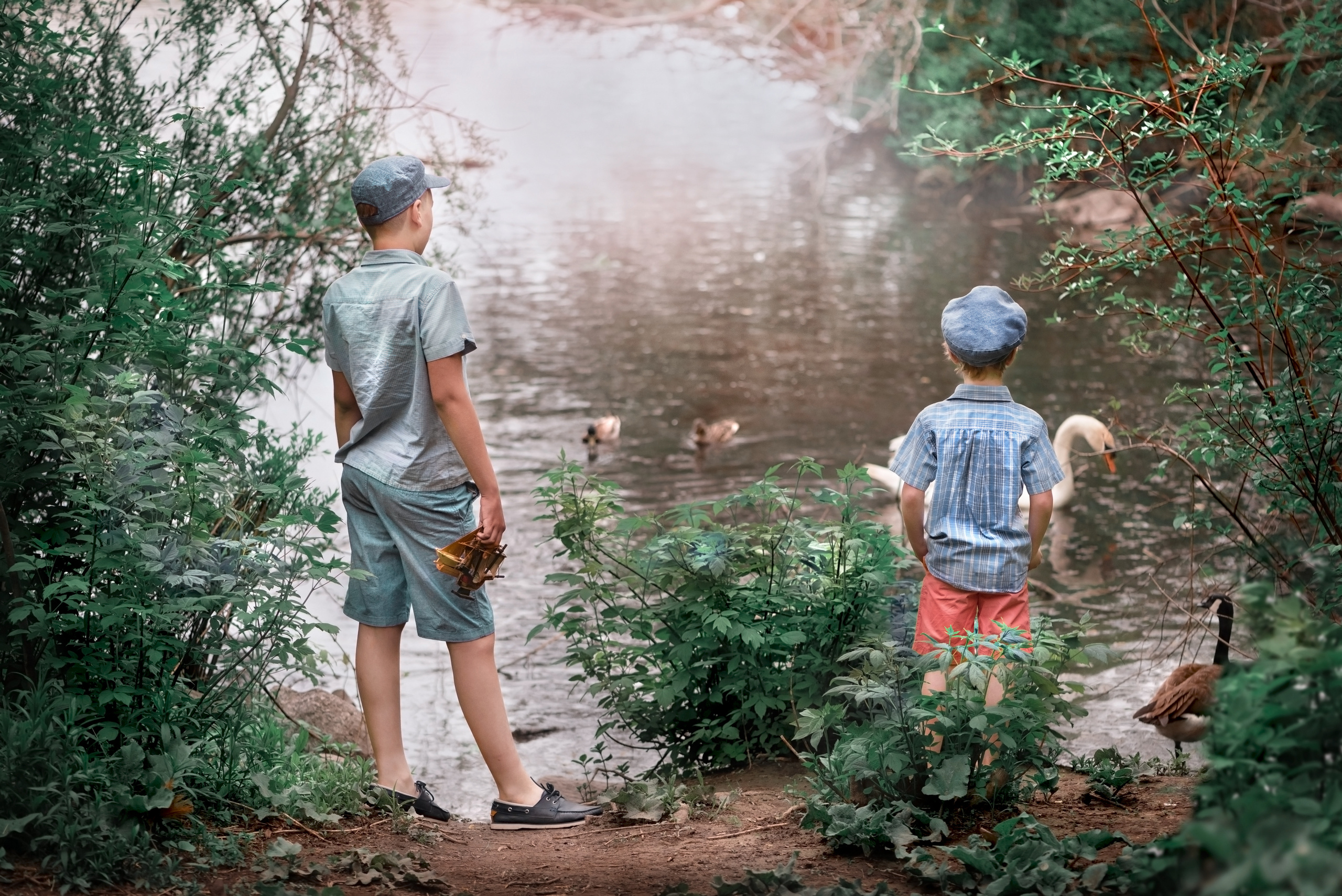 Dreamy evening photoshoot for boys. Playing. Family, children, portrait and fine art Toronto photographer. I delive