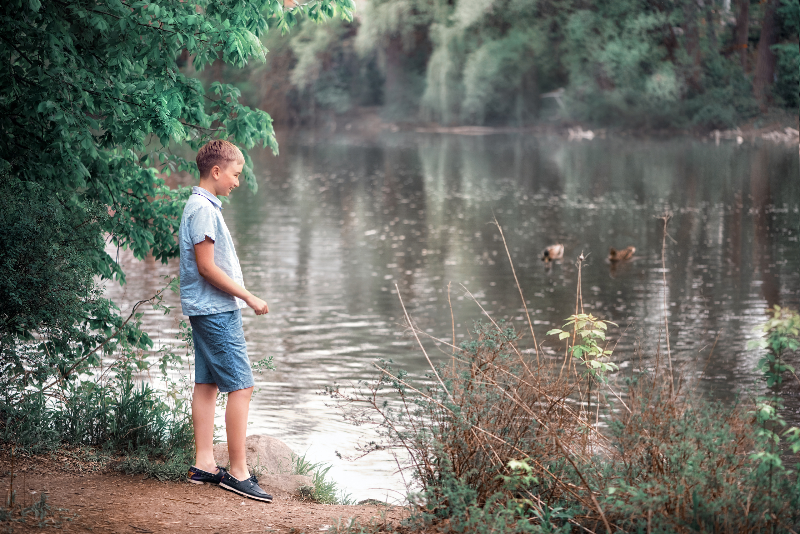 Dreamy evening photoshoot for boys. Playing. Family, children, portrait and fine art Toronto photographer. I delive