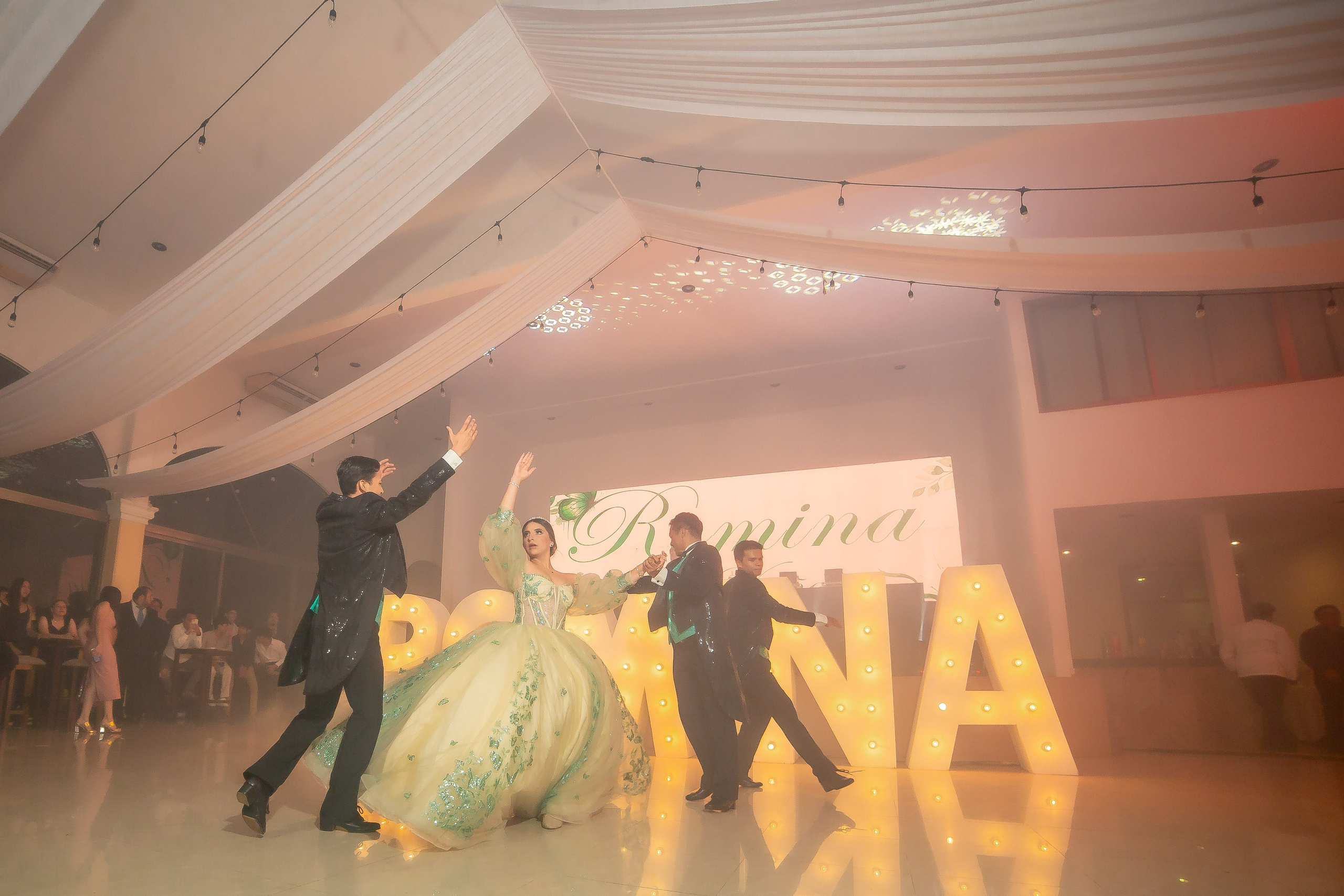 XV AÑOS ROMINA. Simón Enríquez Studio