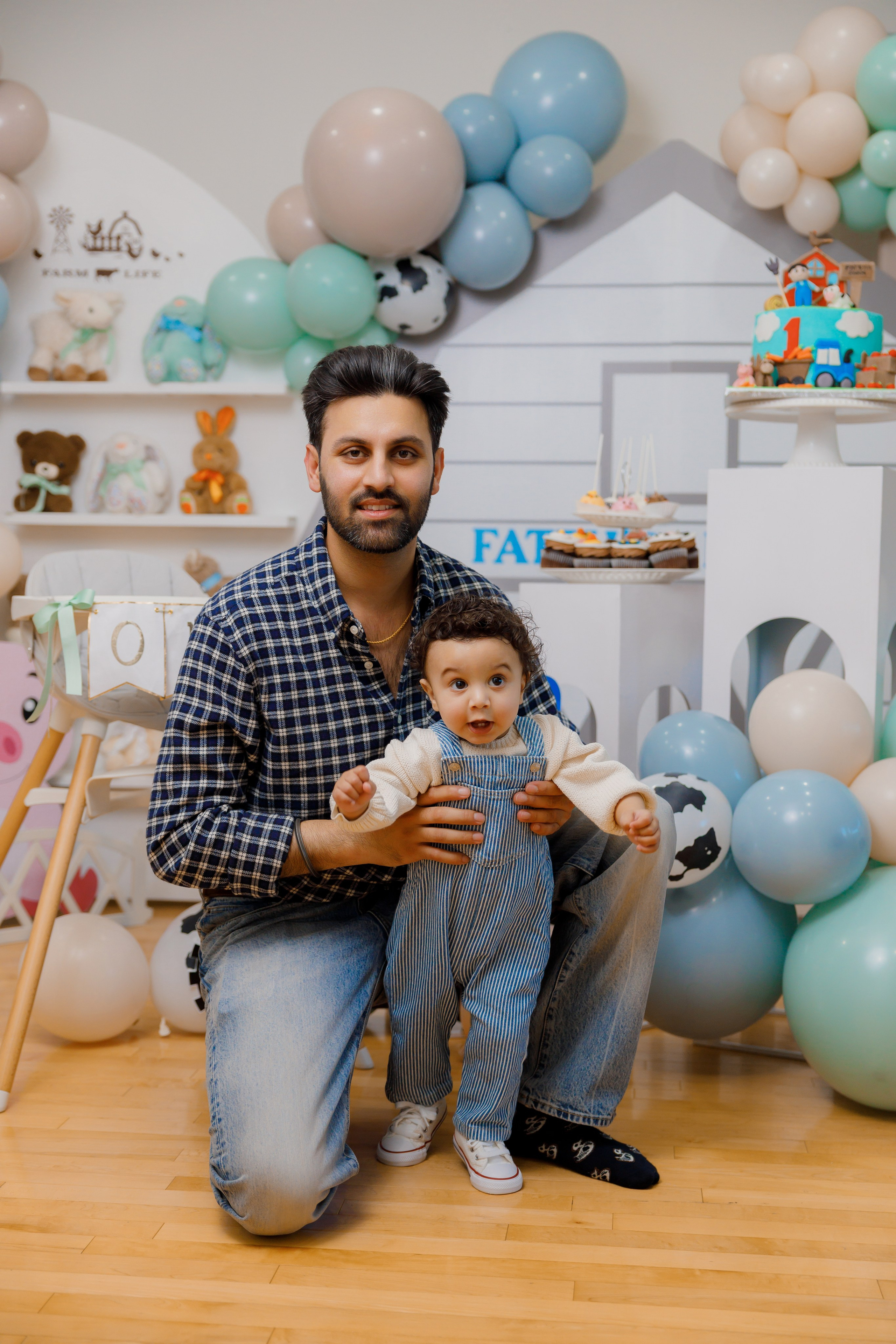 Fateh’s 1st birthday. Photographer Elvira Hryshchenko