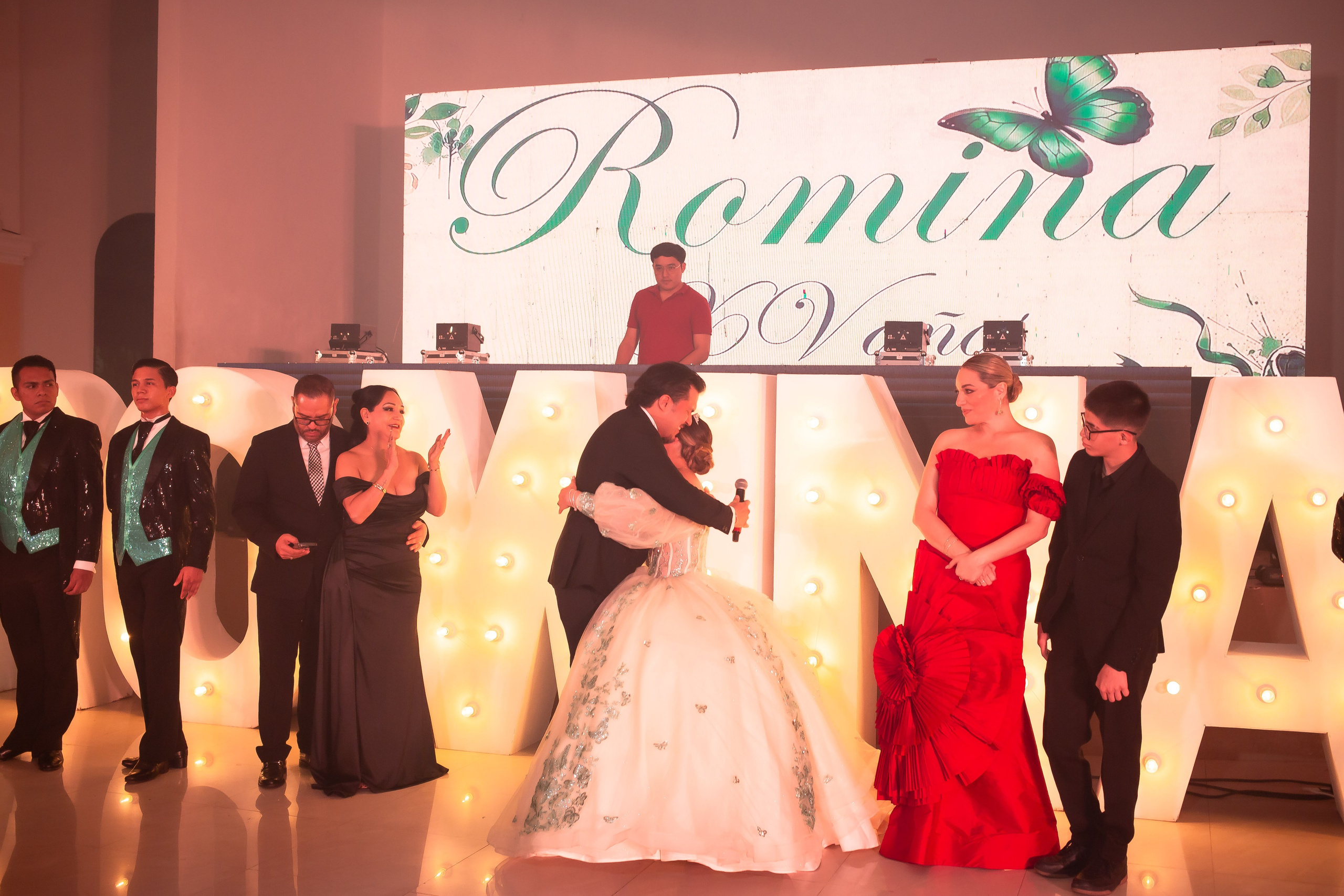 XV AÑOS ROMINA. Simón Enríquez Studio