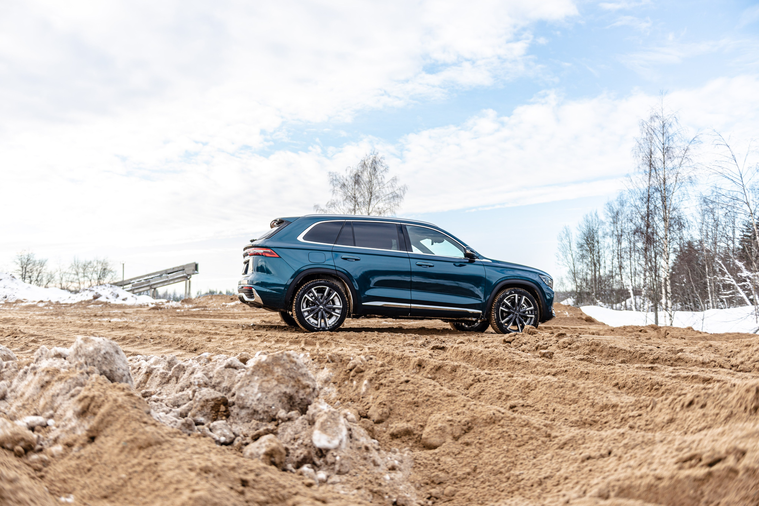 Автомобильная фотосъемка Geely Monjaro. PHOTOGRAPHER QUINTANA ROO