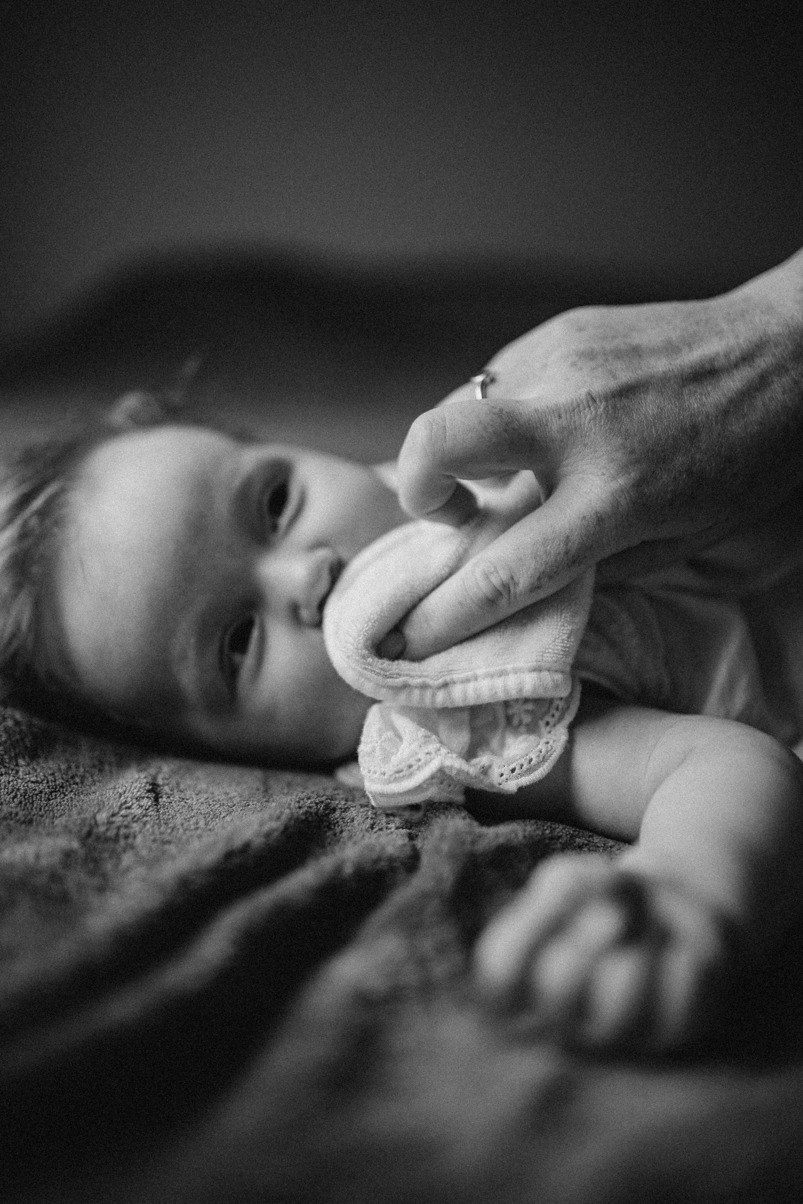 Nicole 3 meses. Fotografa documental de familia e nascimento em Florianópolis SC Daria Ermolaev