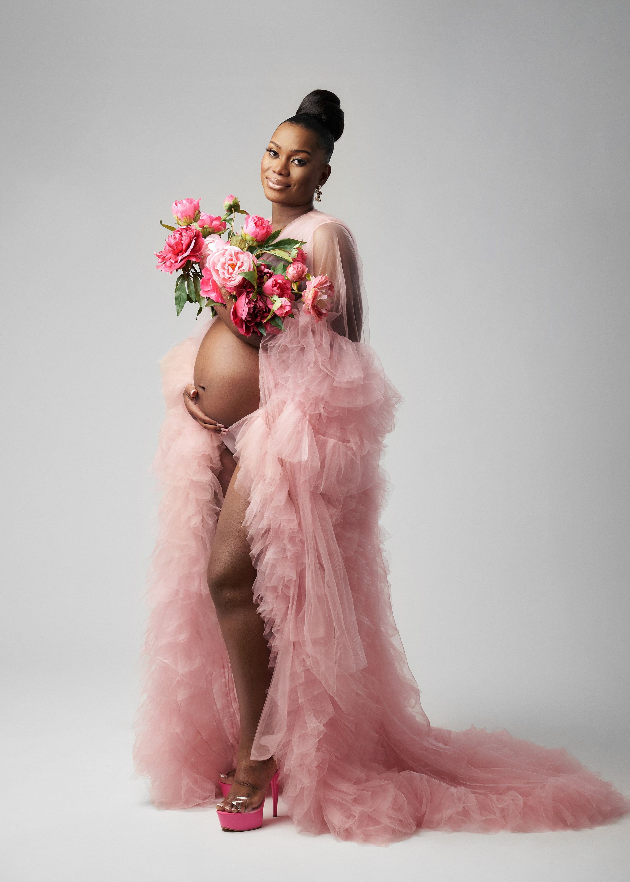 Maternity. Triple-A photo studio
