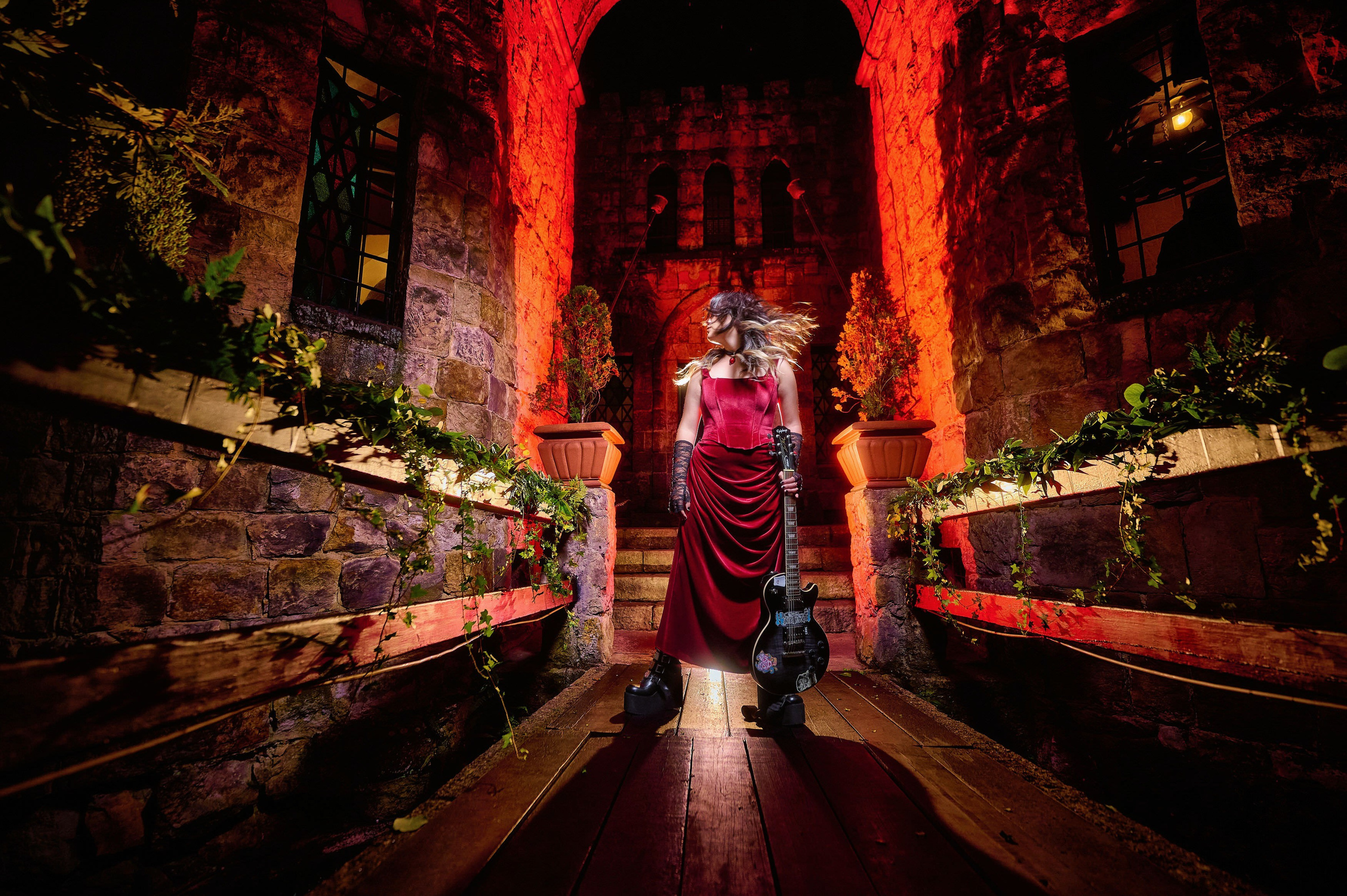 Gothic Elegance & Rock Royalty: Majo at Castillo Mono Osorio | ZZ Portraits by Hendrick
