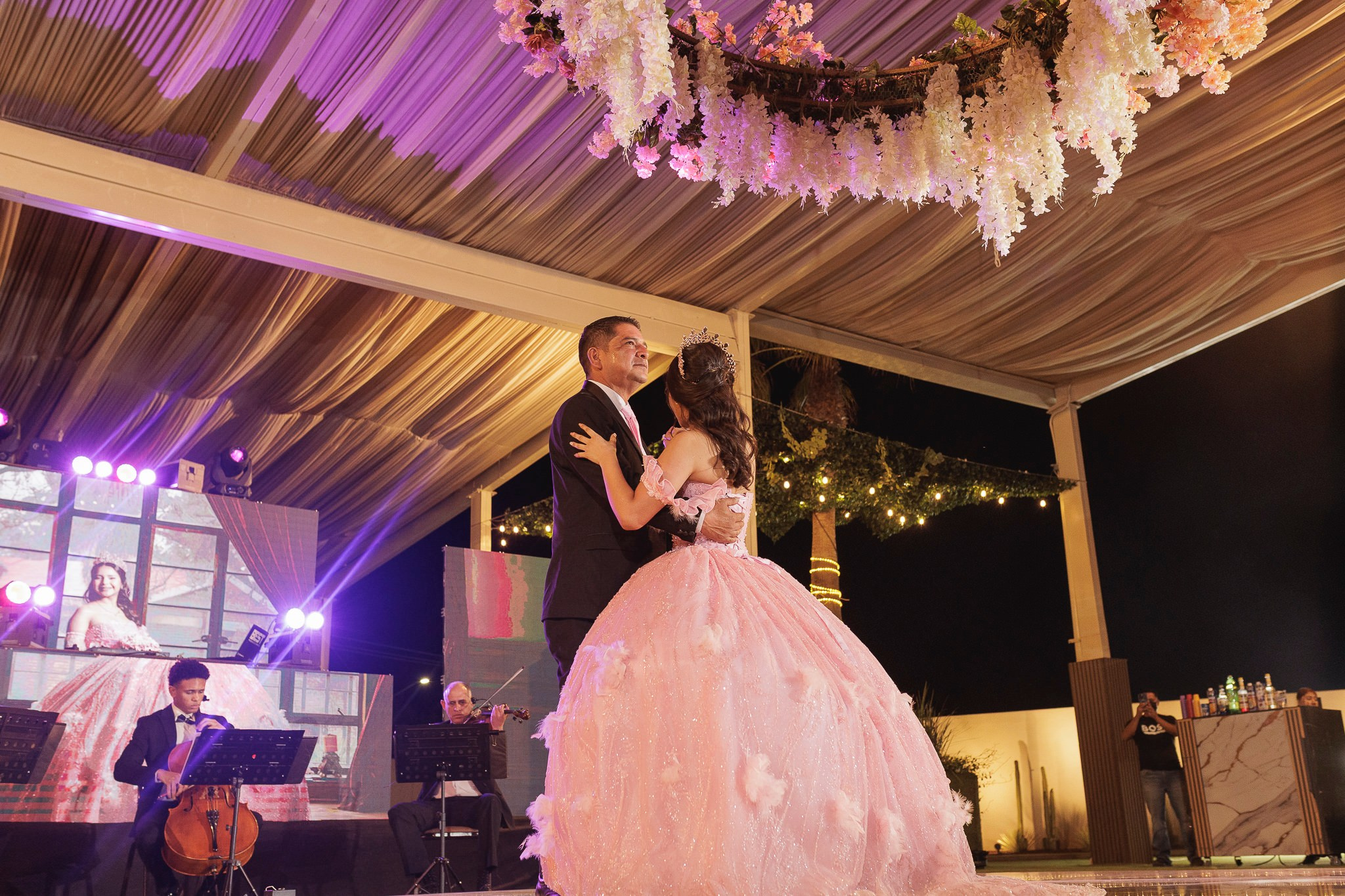 María Regina XV — Una noche escrita en sueños. Lg Fotografia
