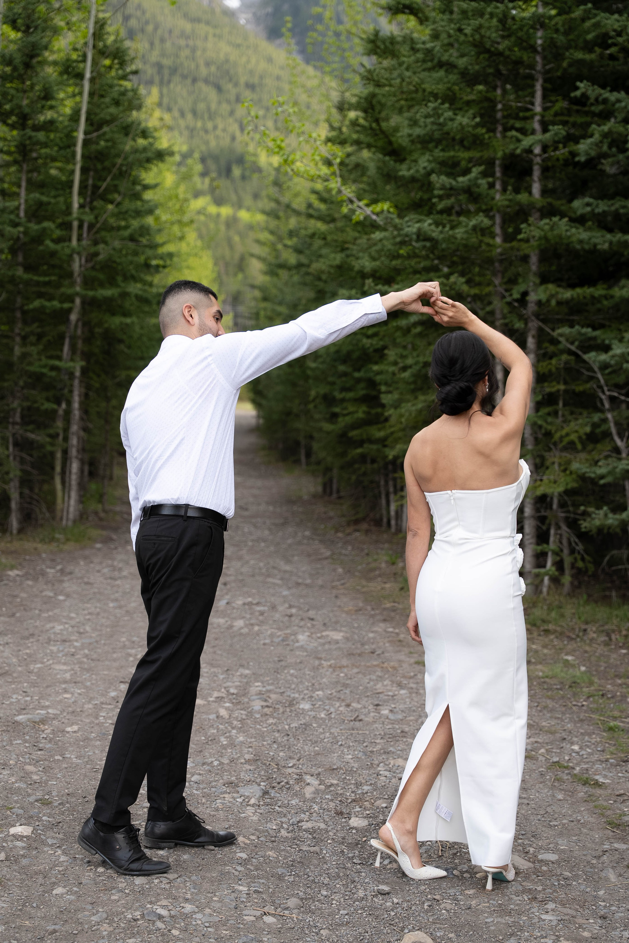 Quarry Lake Park — Canmore -Lina & Moises. Ching Li Photography