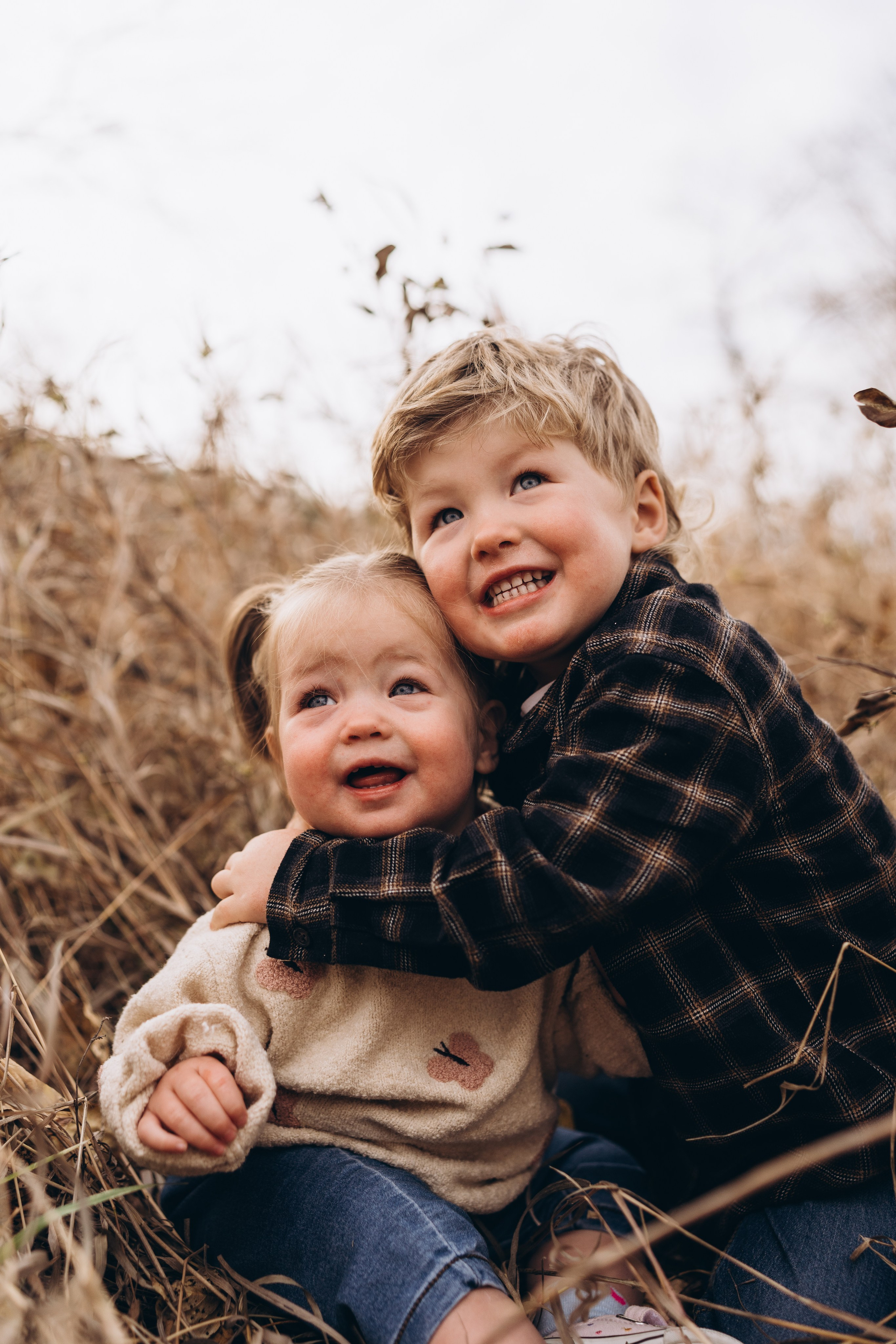 Taryn & fam. Calgary Wedding & Lifestyle Photographer — Yevhen Polishchuk