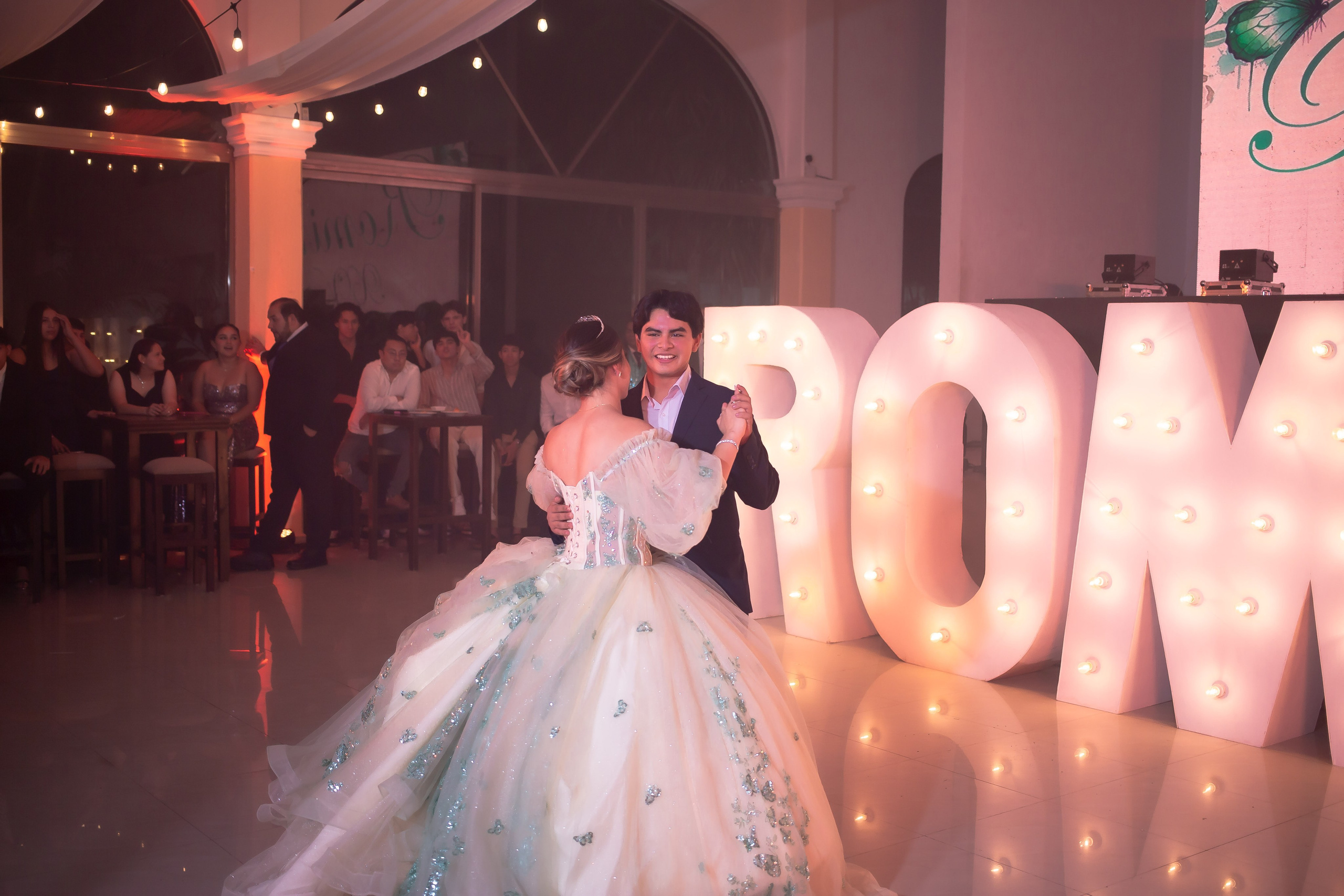 XV AÑOS ROMINA. Simón Enríquez Studio