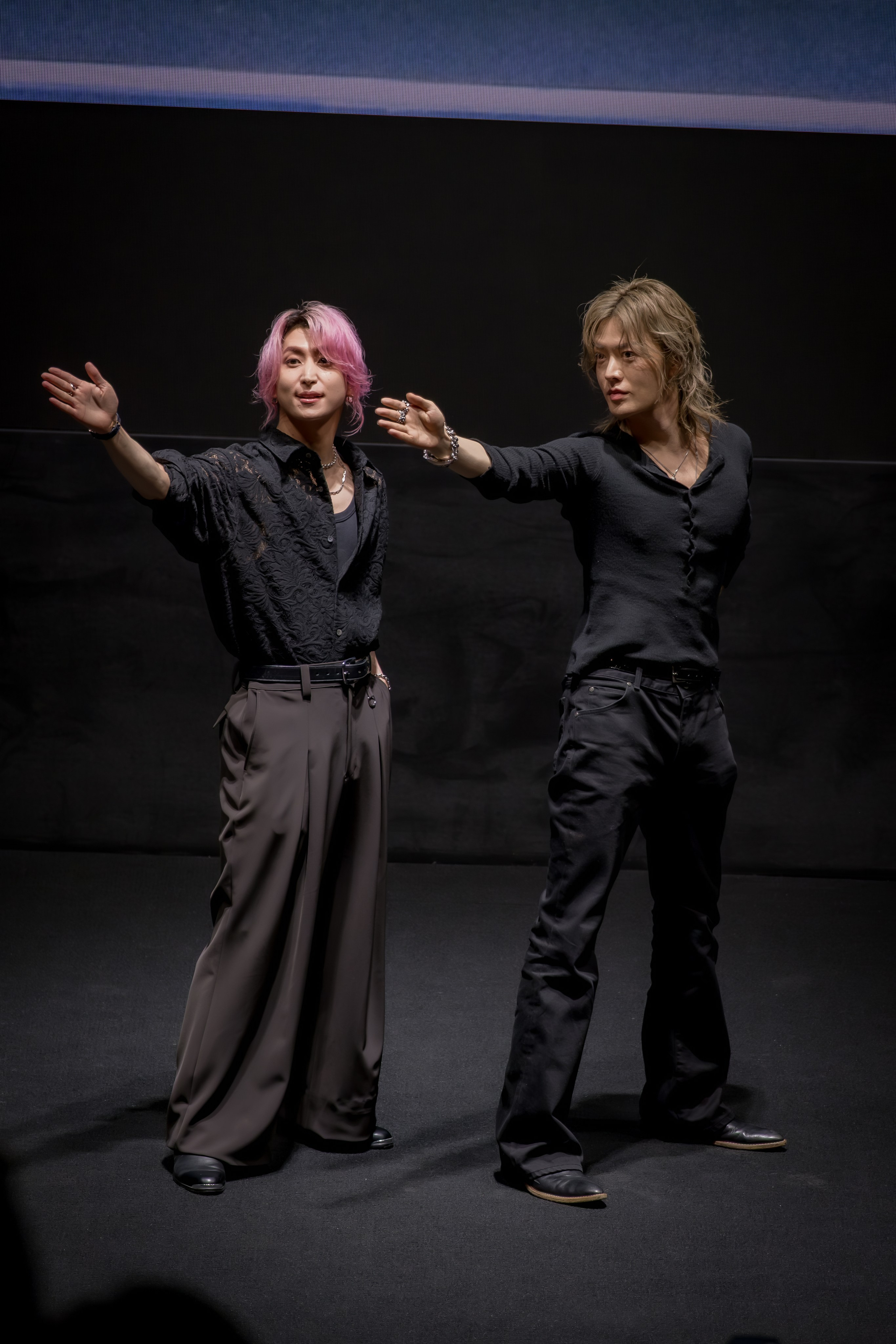 “SPECIALS” in COEX, Seoul with YUTA NAKAMOTO & SAKUMA DAISUKE. Photographer in Seoul Dobrokvashina Natalya