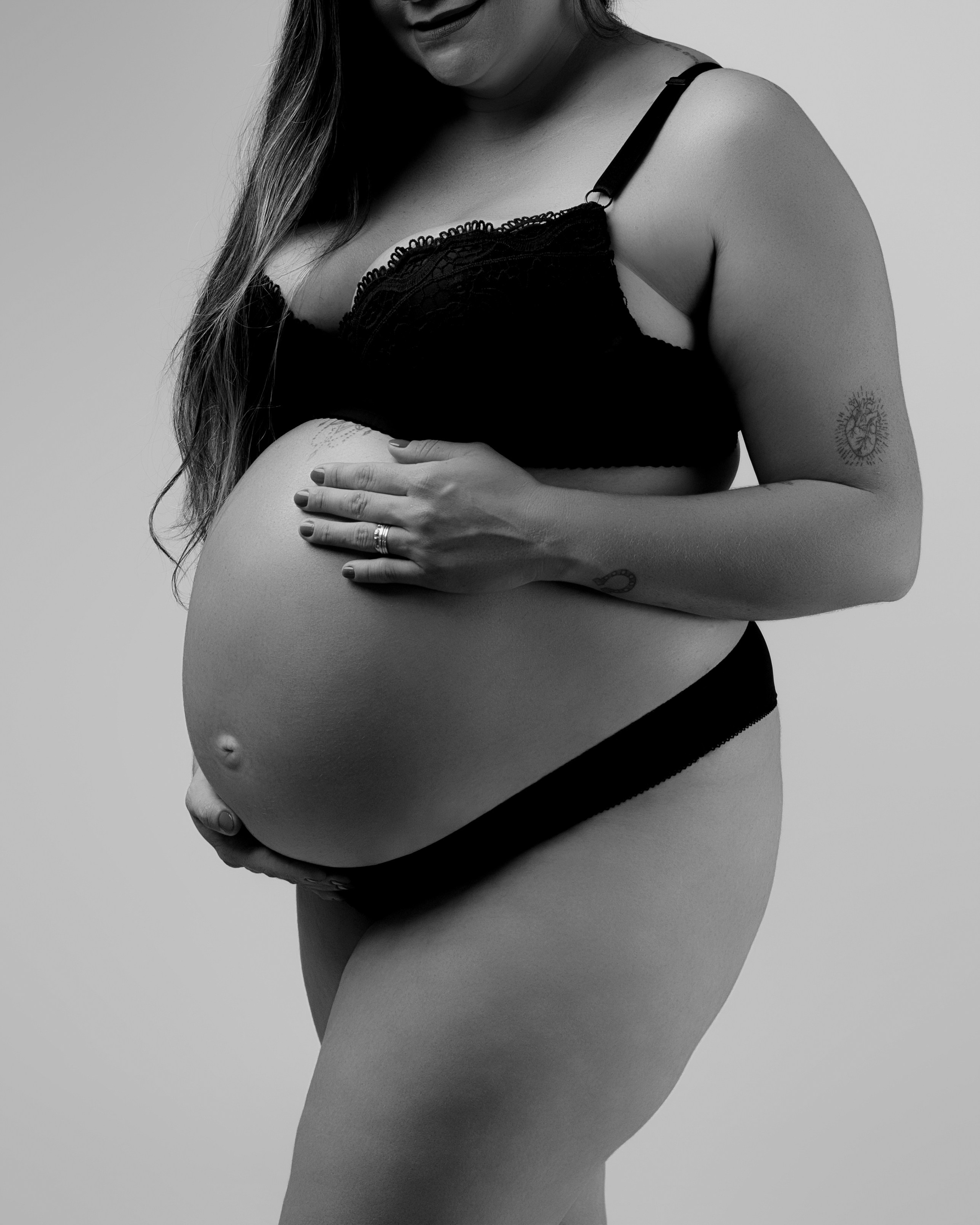 2025 | Rayani — Gestante — Estudio. Denis Damasceno | Fotografia