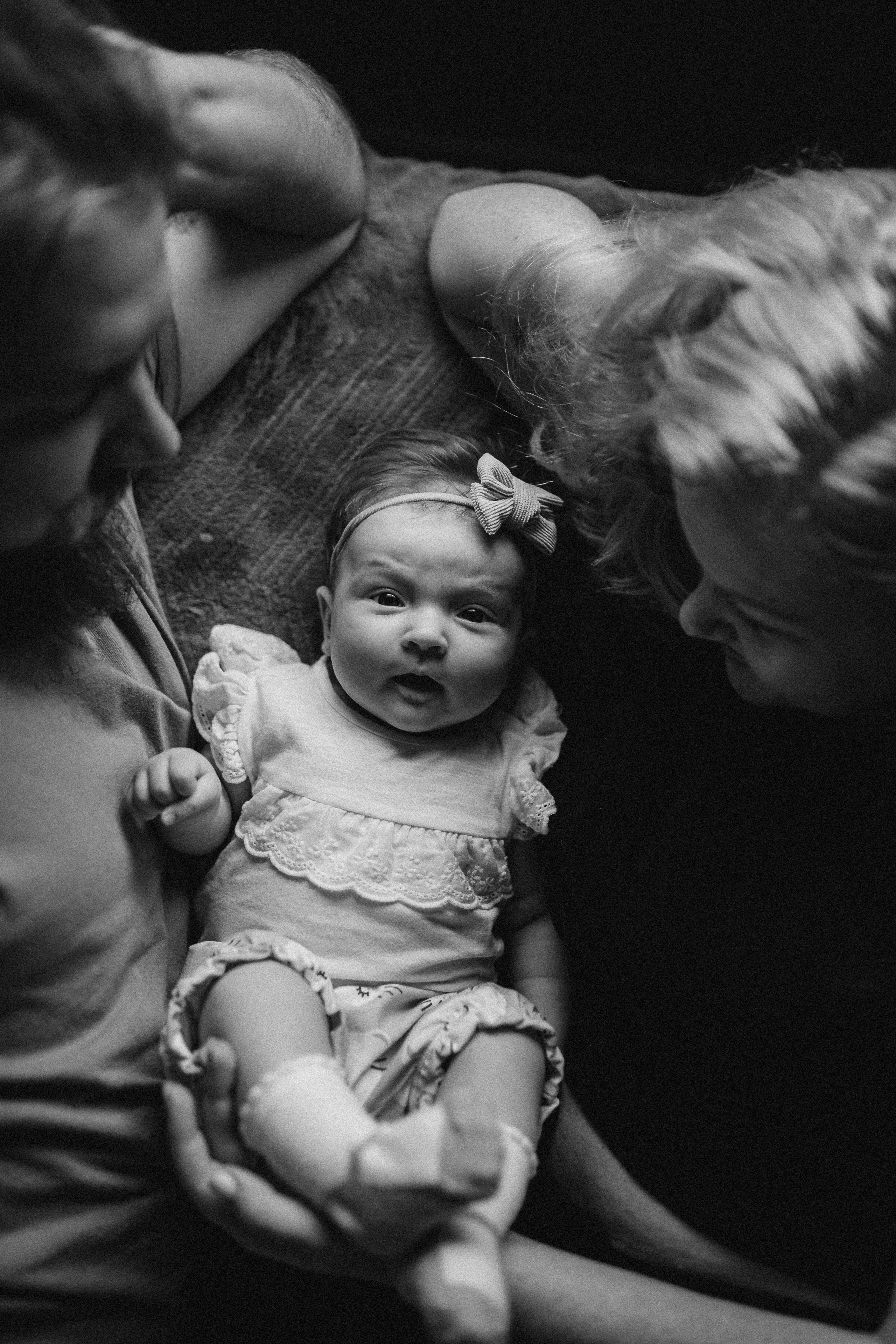 Nicole 3 meses. Fotografa documental de familia e nascimento em Florianópolis SC Daria Ermolaev