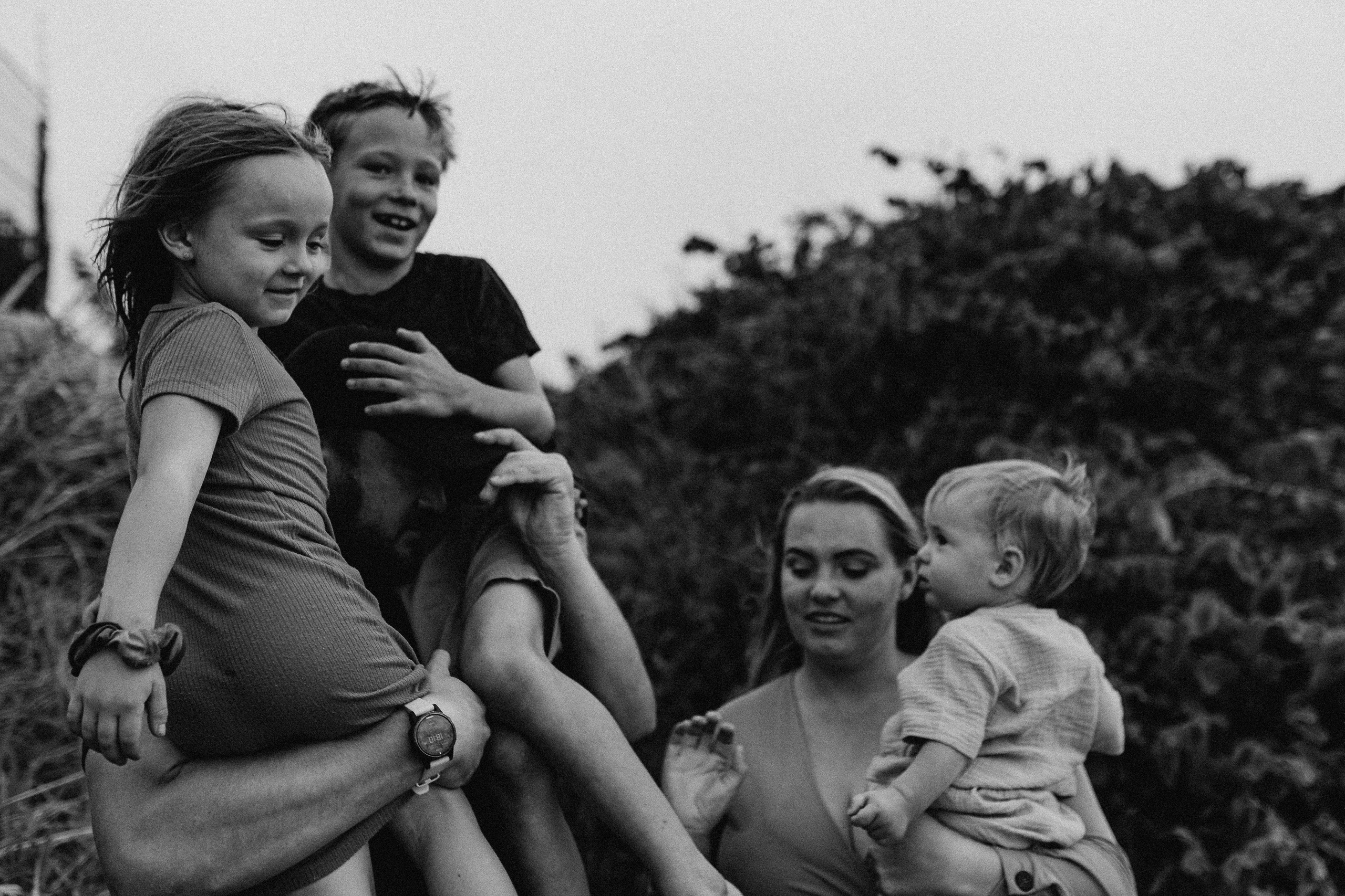 Ivan + Julia = DimaLidaSasha. Fotografa de família e crianças em Florianópolis SC Daria Ermolaev