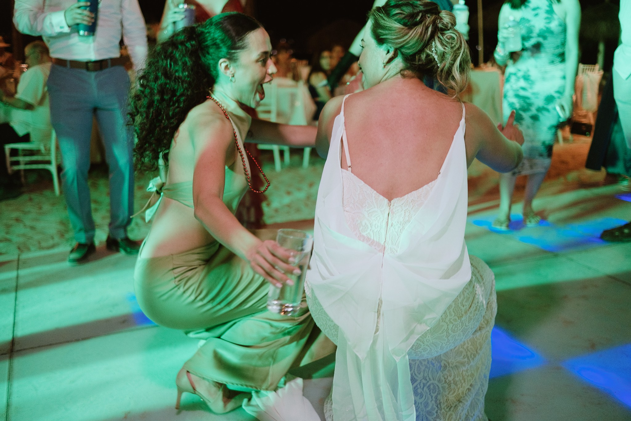 Gaby y Pepe: Boda en Puerto Vallarta. Fotógrafo de bodas