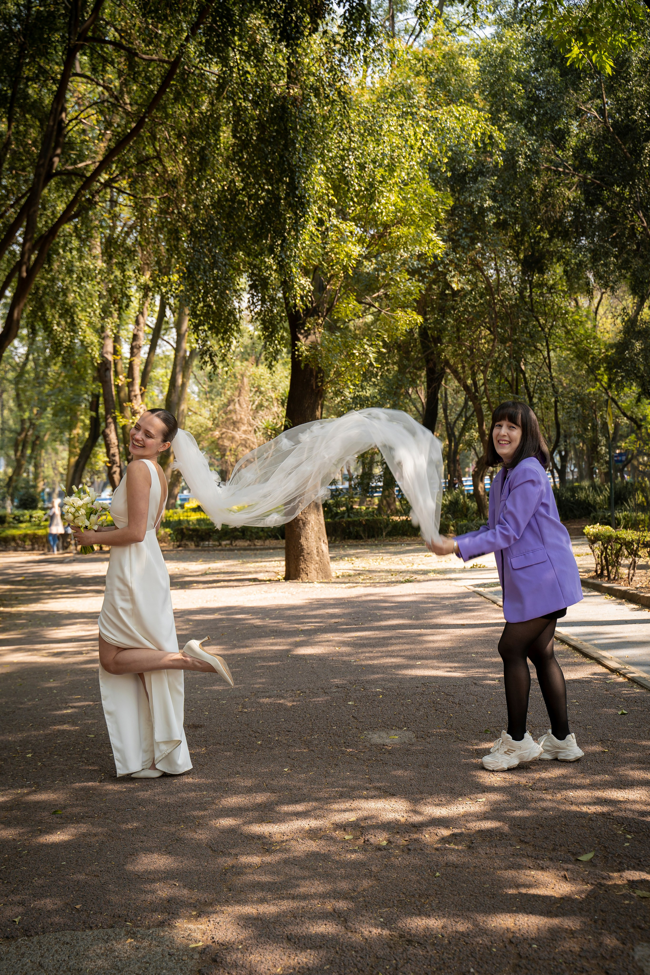 Professional Mexico City photographer specializing in weddings, surprise proposals, horse photo sessions and private events in Chapultepec. Ekaterina Frolova photography
