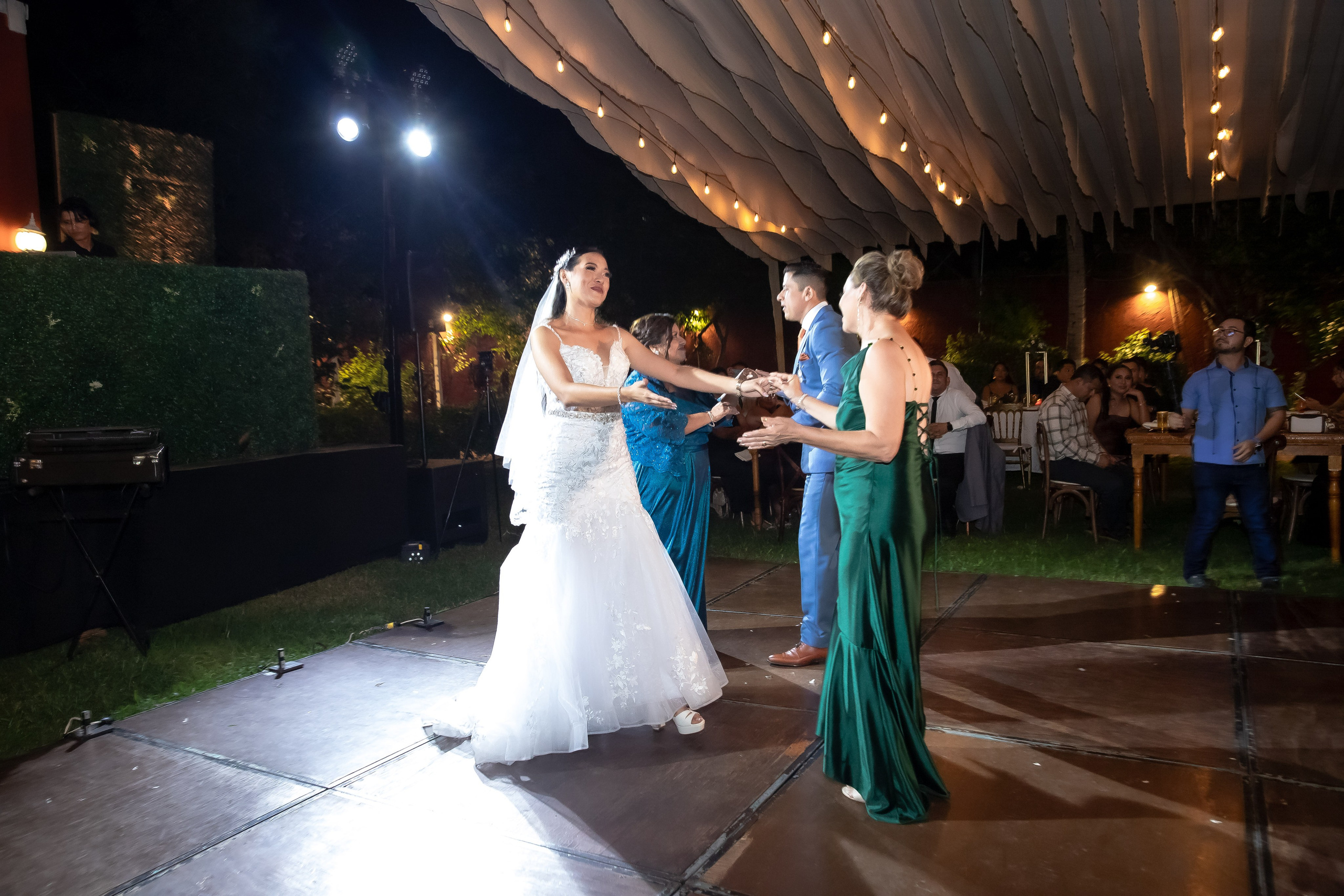 Delta & Cesar. Simón Enríquez Studio