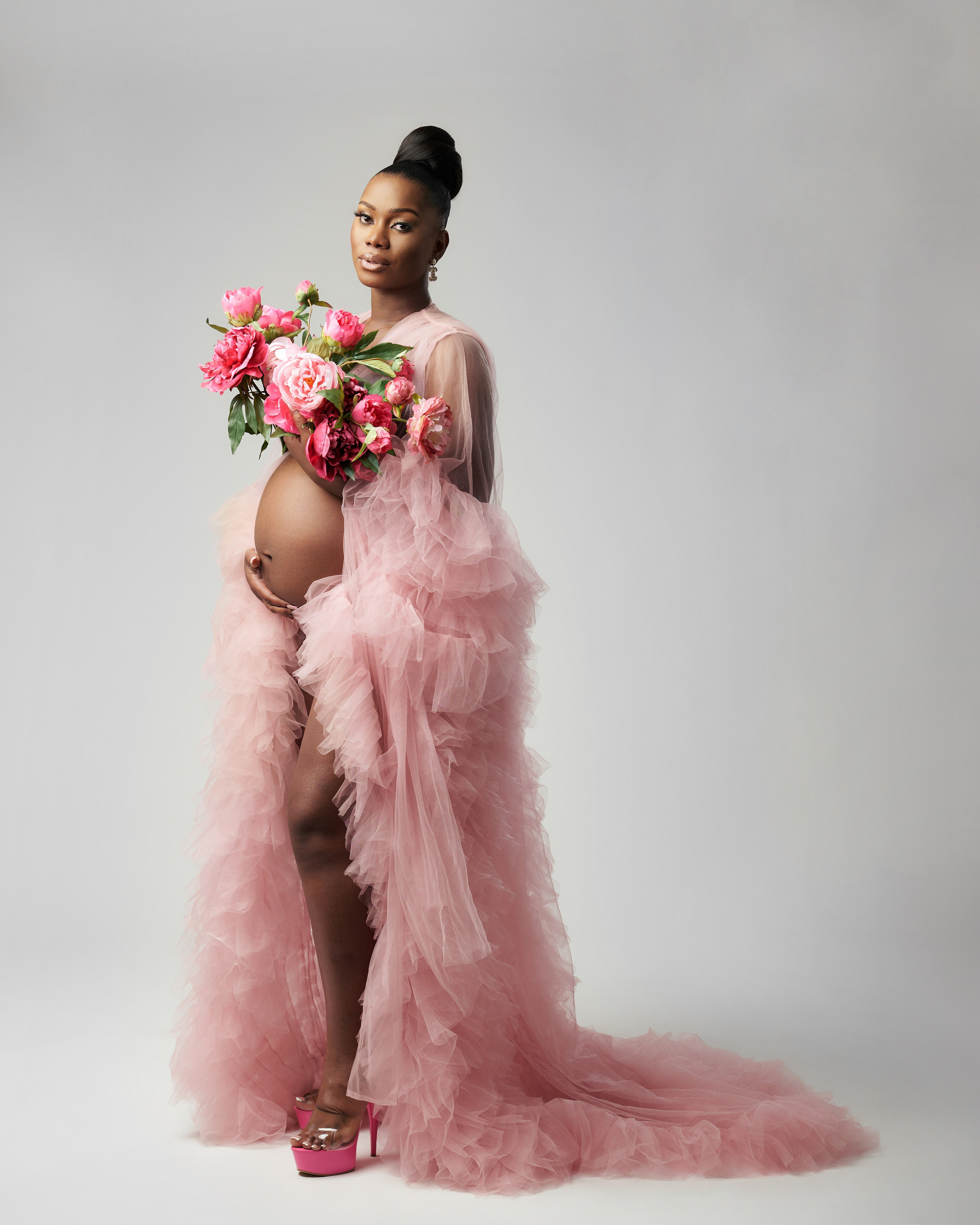 Maternity. Triple-A photo studio