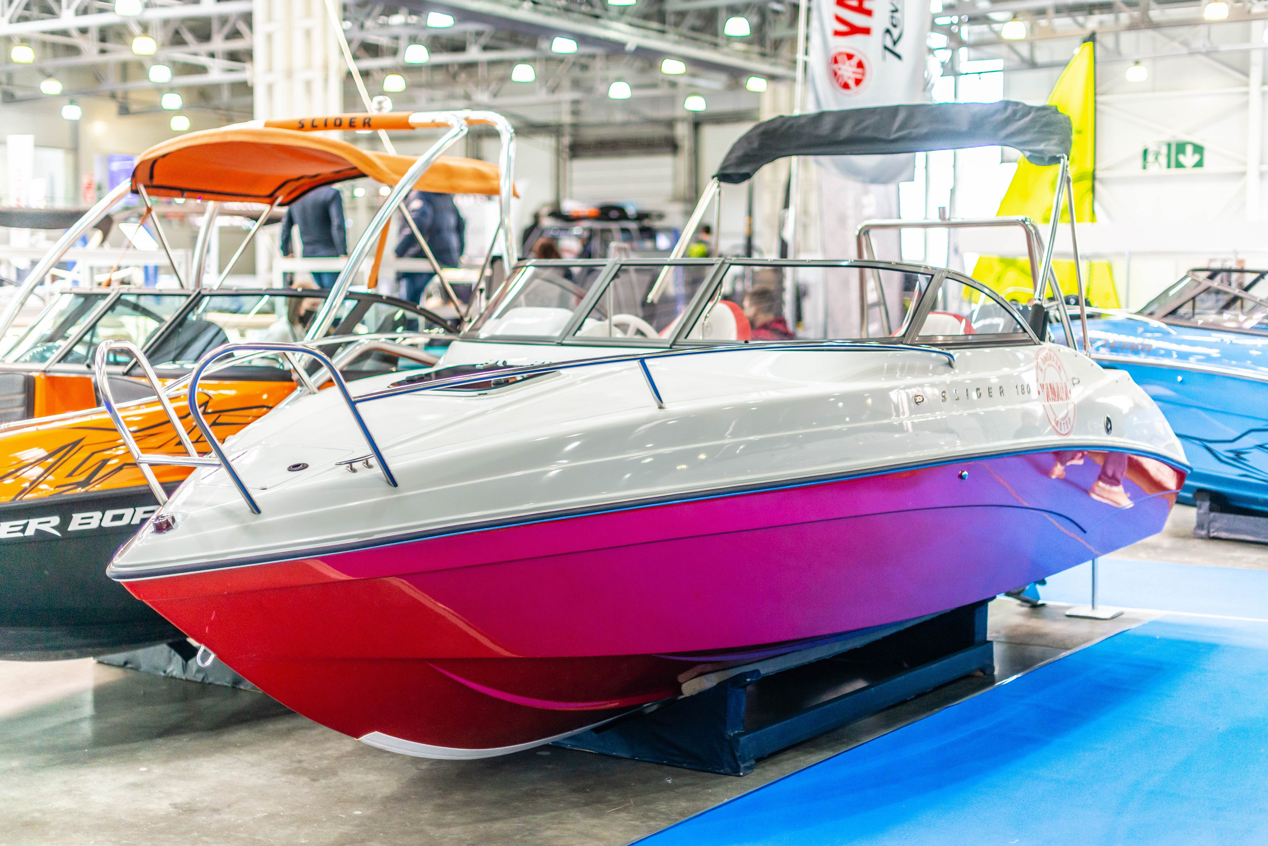 Фотосъемка лодок на Moscow Boat Show 2022. PHOTOGRAPHER QUINTANA ROO