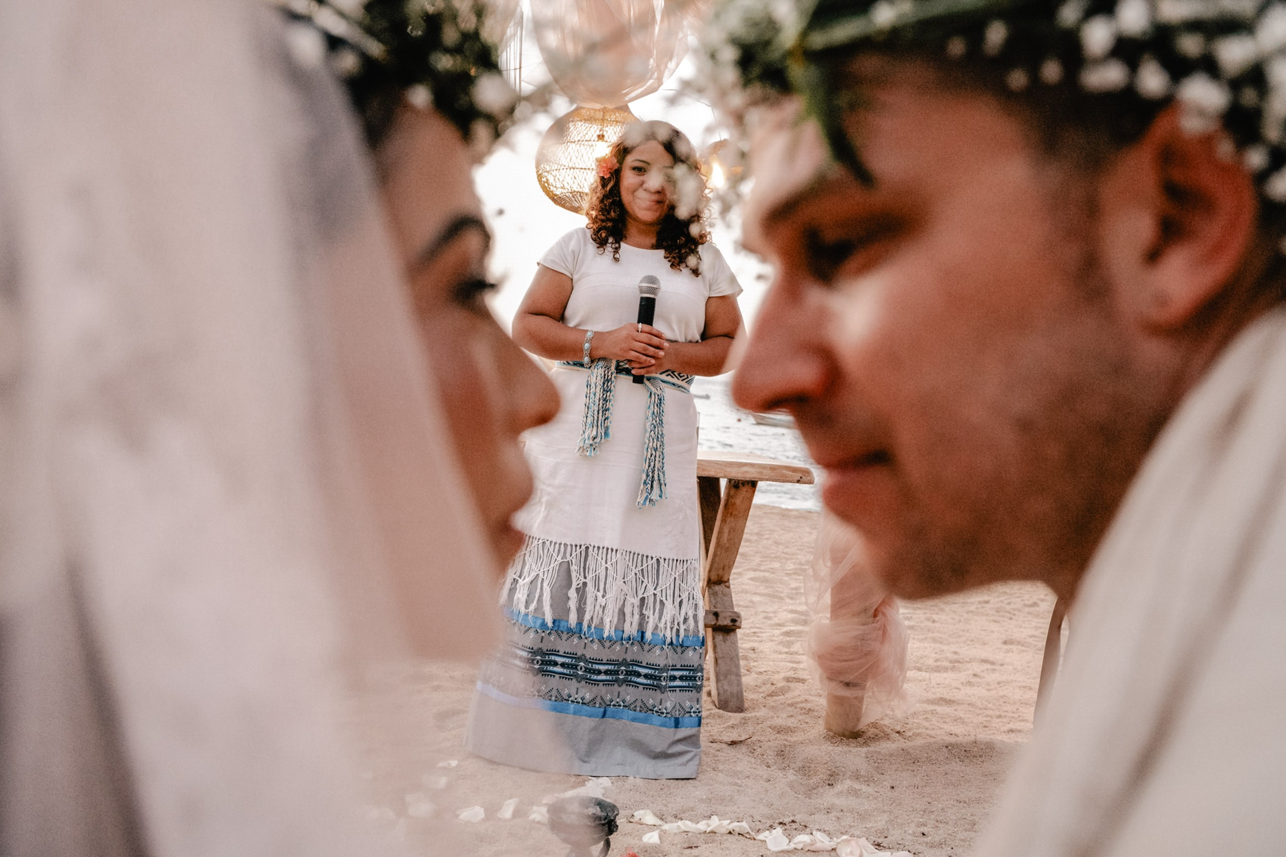 Mar + Issac. Elopement & Lifestyle Wedding Documentary Photographer