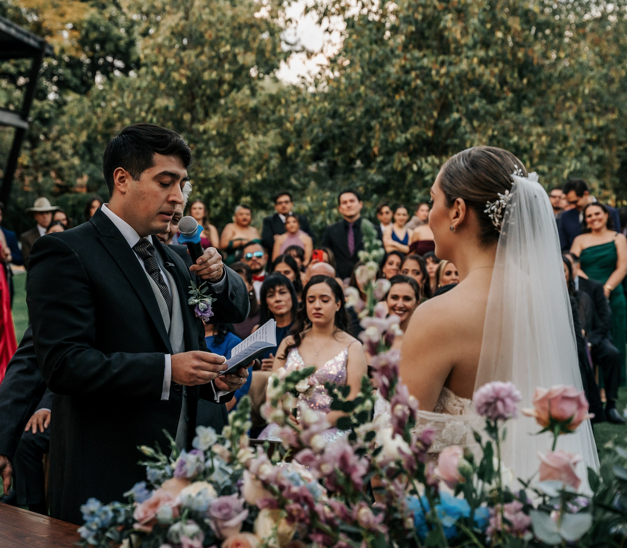 Ale + Diego. Elopement & Lifestyle Wedding Documentary Photographer