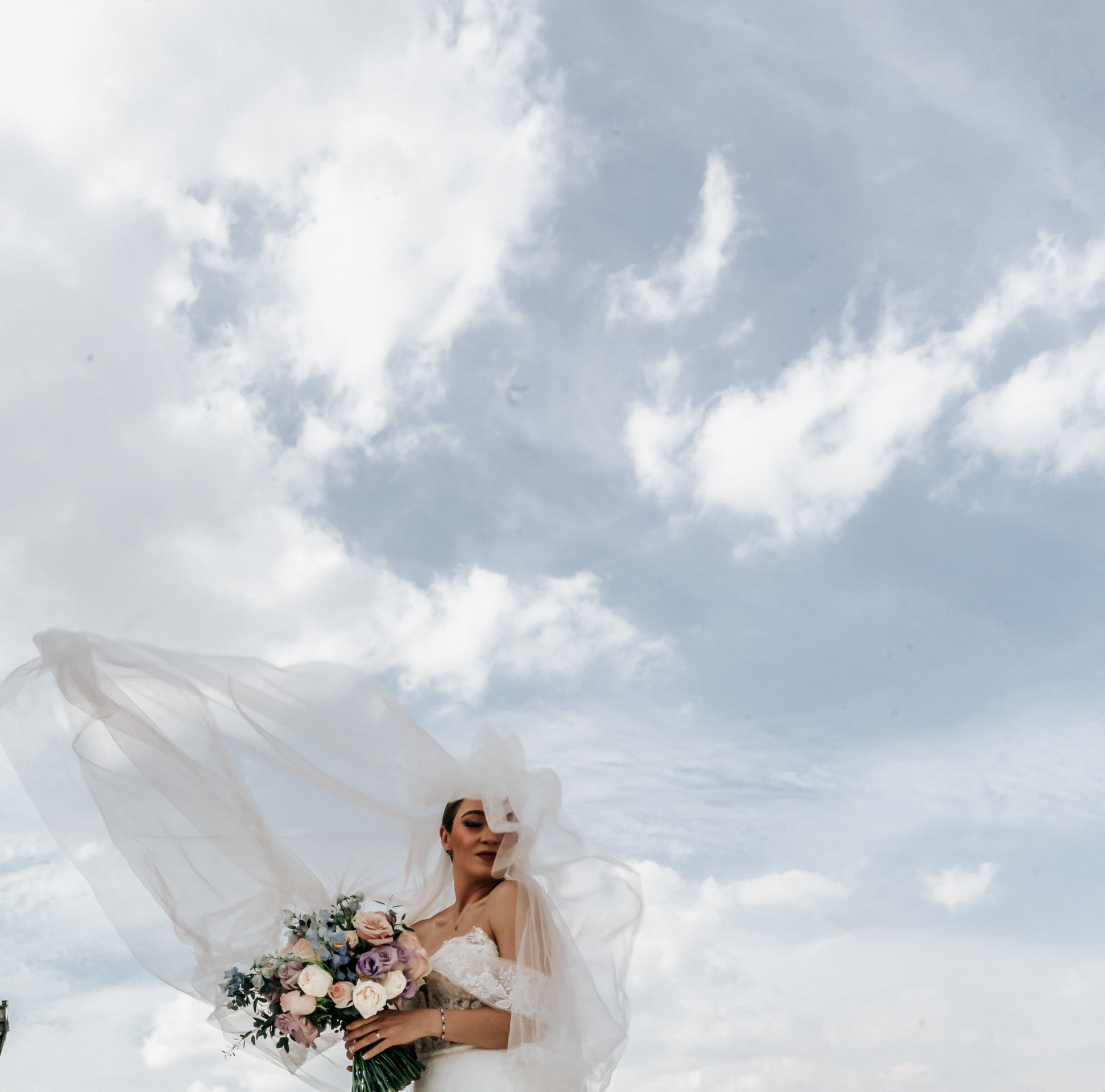 Ale + Diego. Elopement & Lifestyle Wedding Documentary Photographer