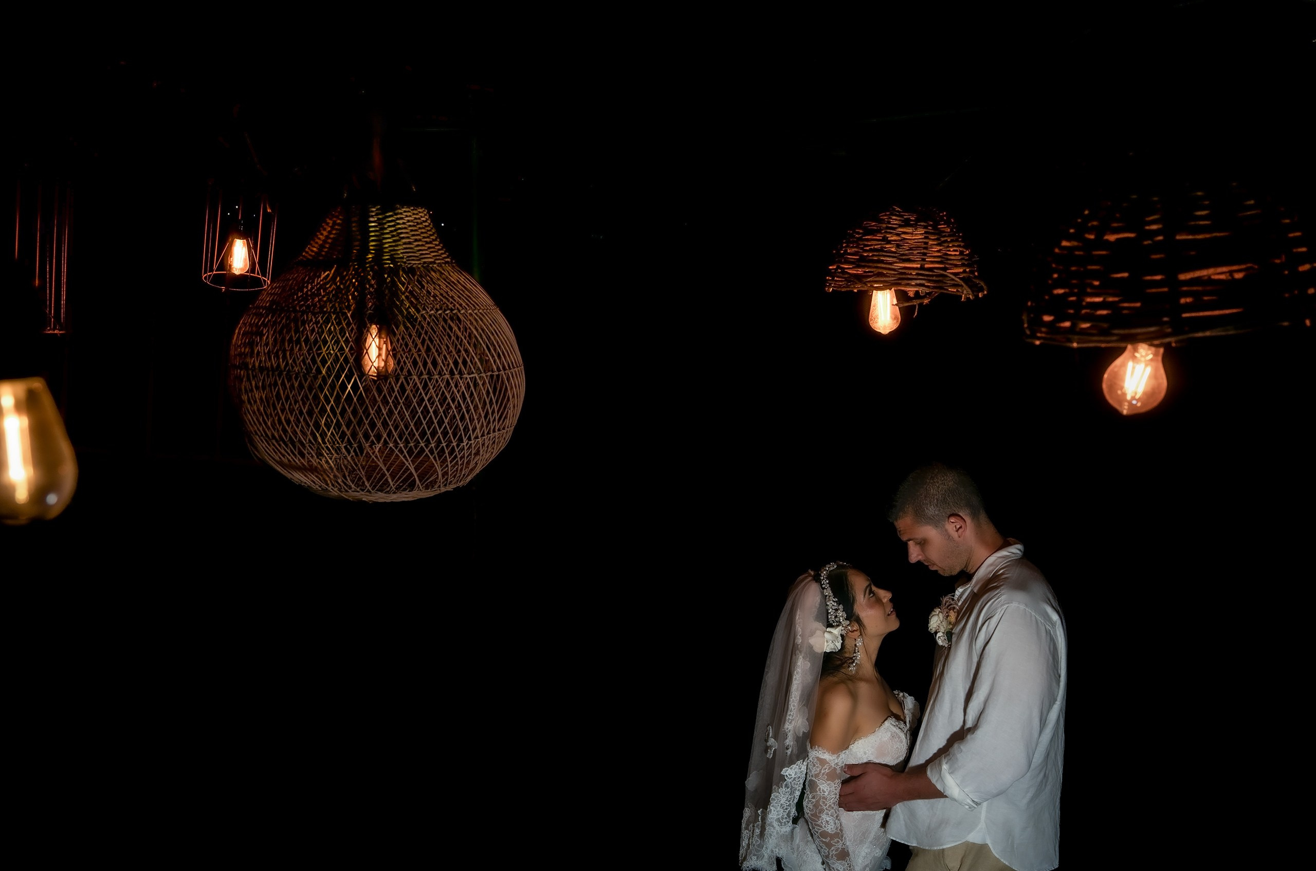 Mar + Issac. Elopement & Lifestyle Wedding Documentary Photographer