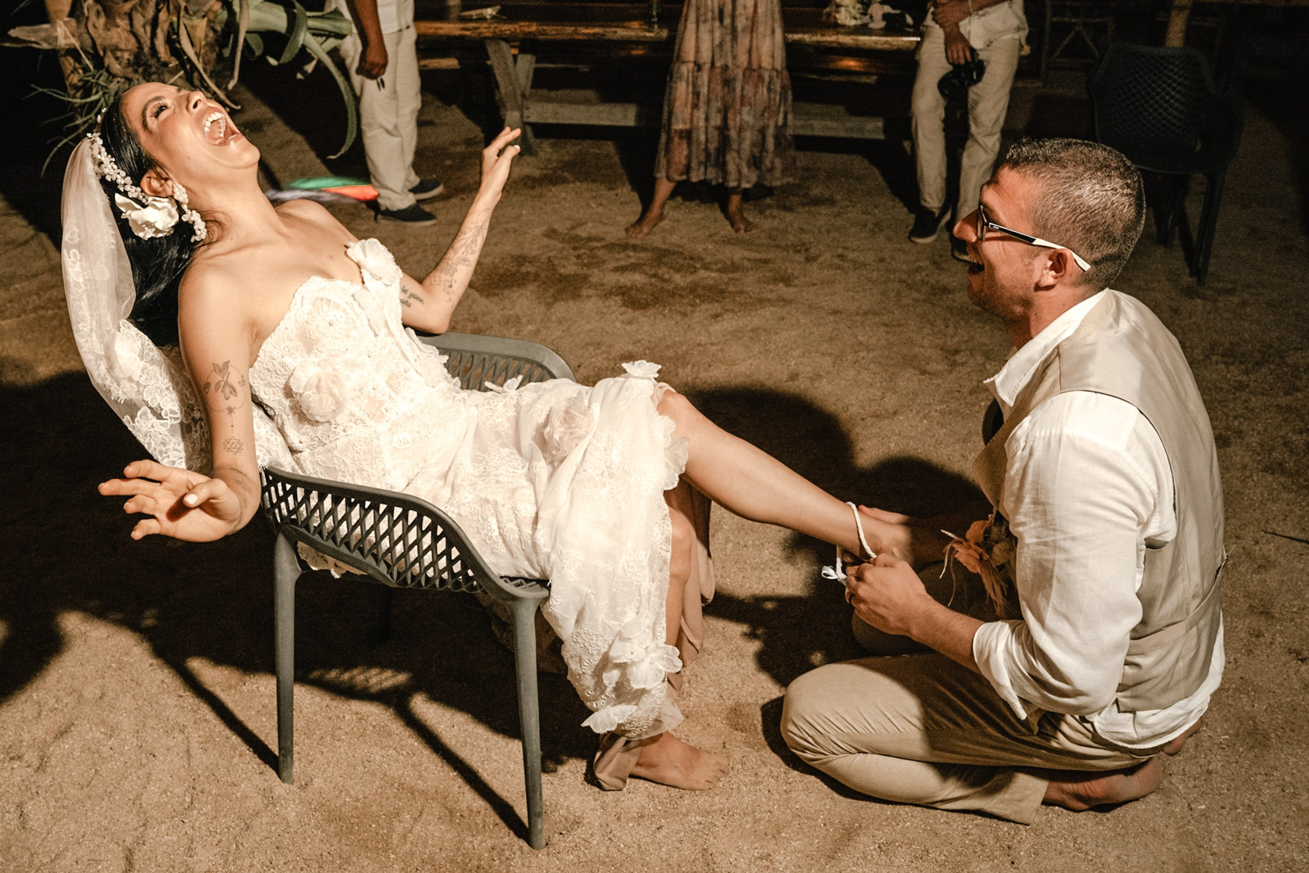 Mar + Issac. Elopement & Lifestyle Wedding Documentary Photographer