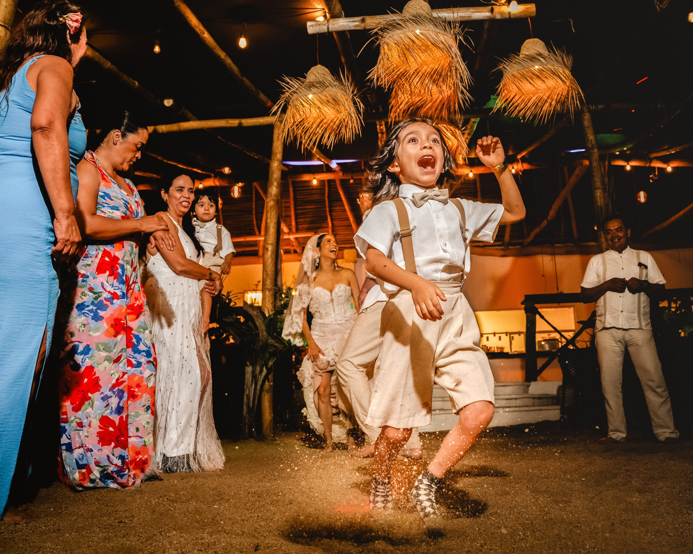 Mar + Issac. Elopement & Lifestyle Wedding Documentary Photographer