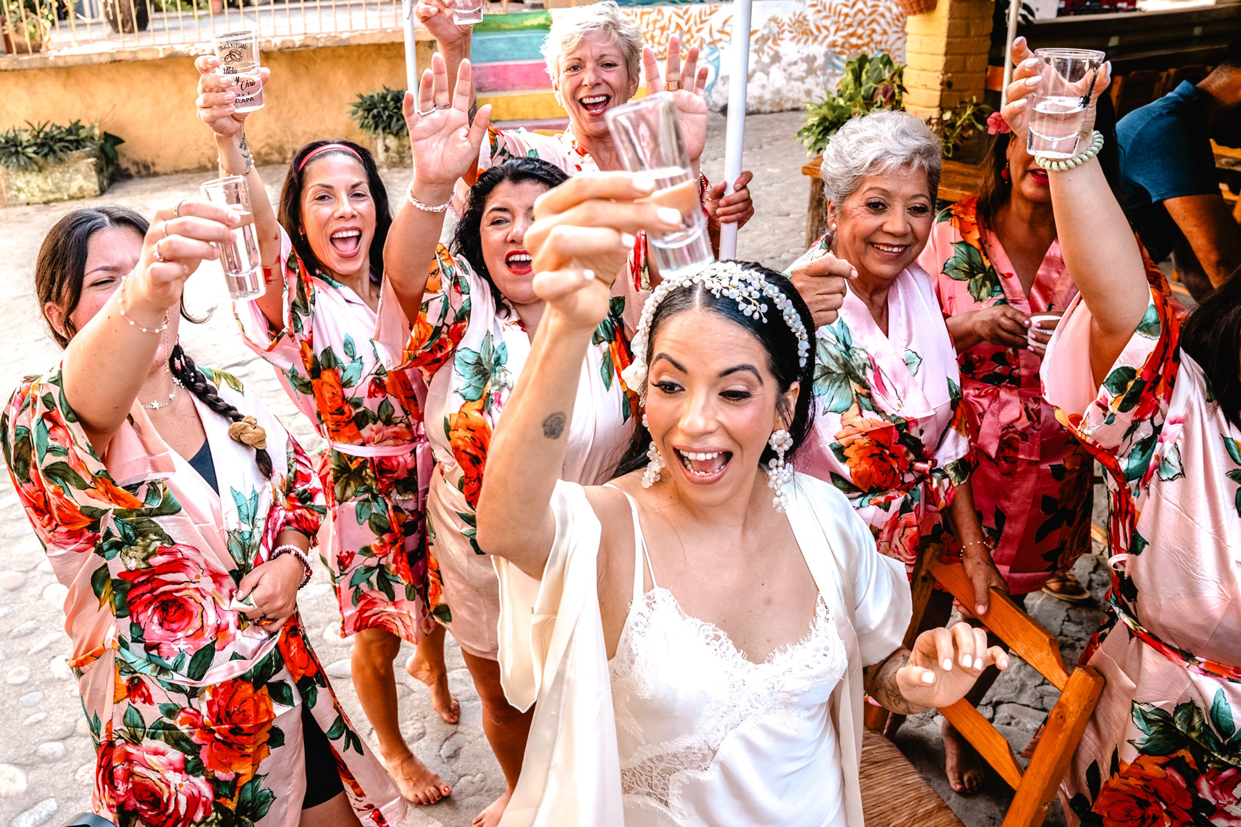 Mar + Issac. Elopement & Lifestyle Wedding Documentary Photographer