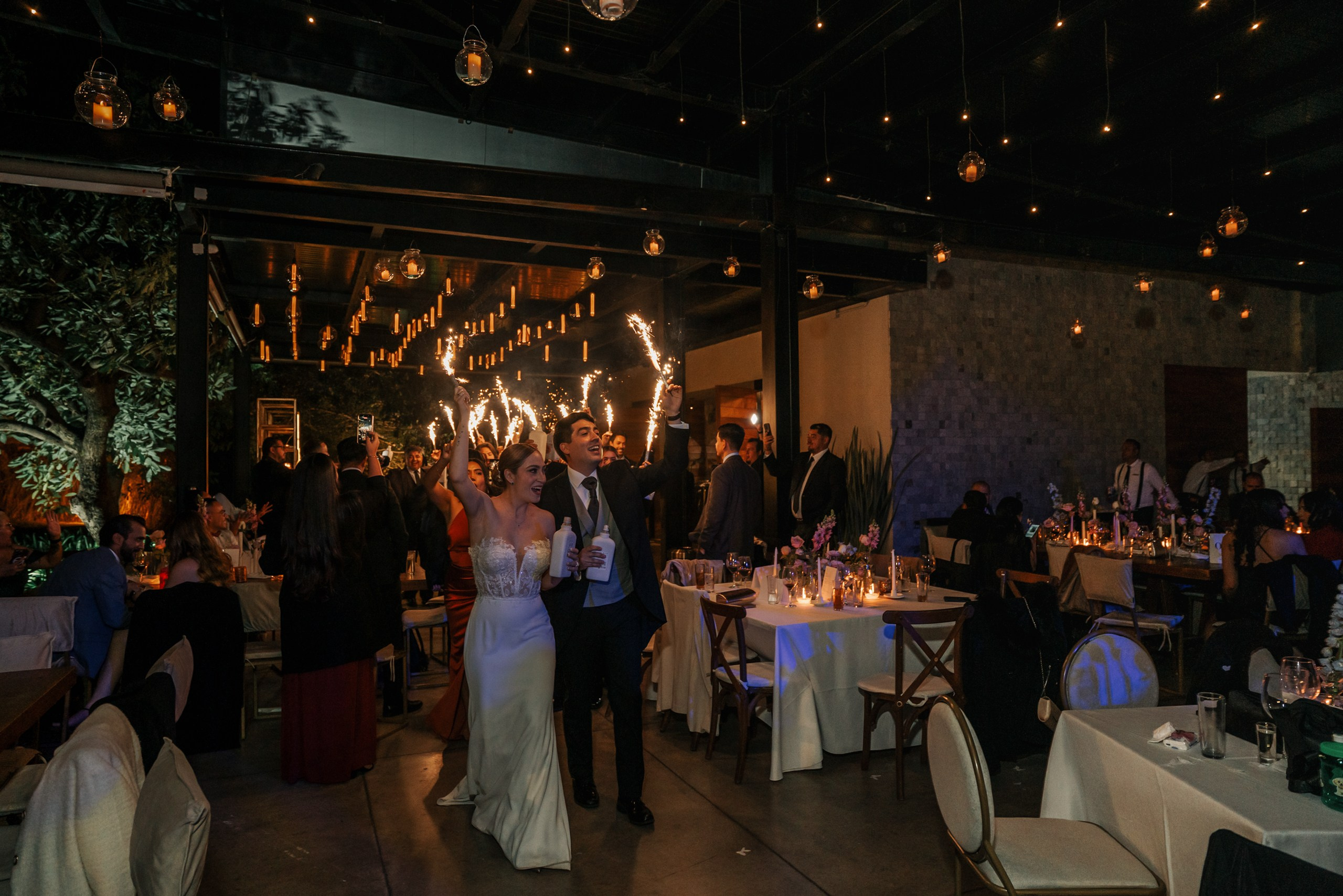 Ale + Diego. Elopement & Lifestyle Wedding Documentary Photographer