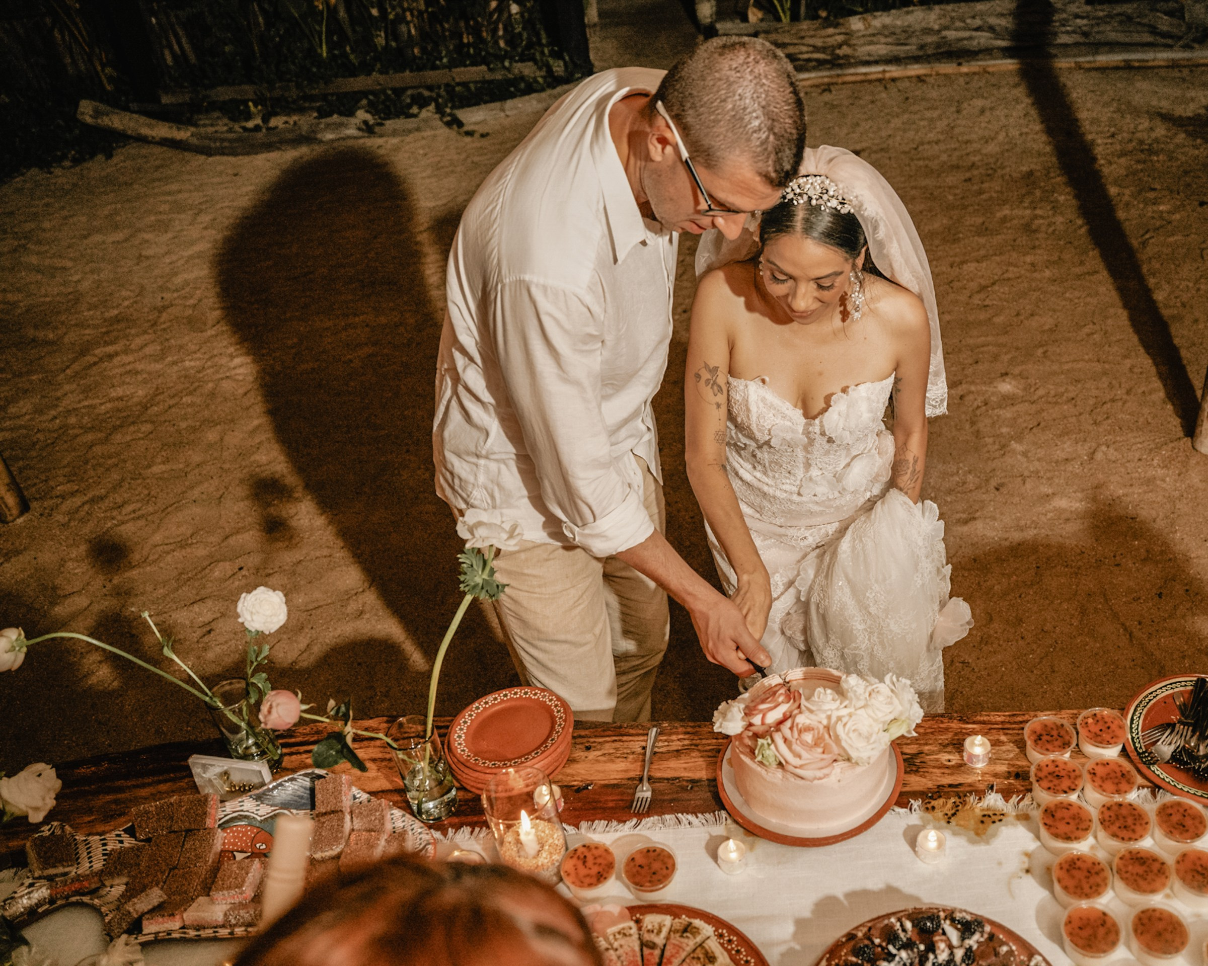 Mar + Issac. Elopement & Lifestyle Wedding Documentary Photographer