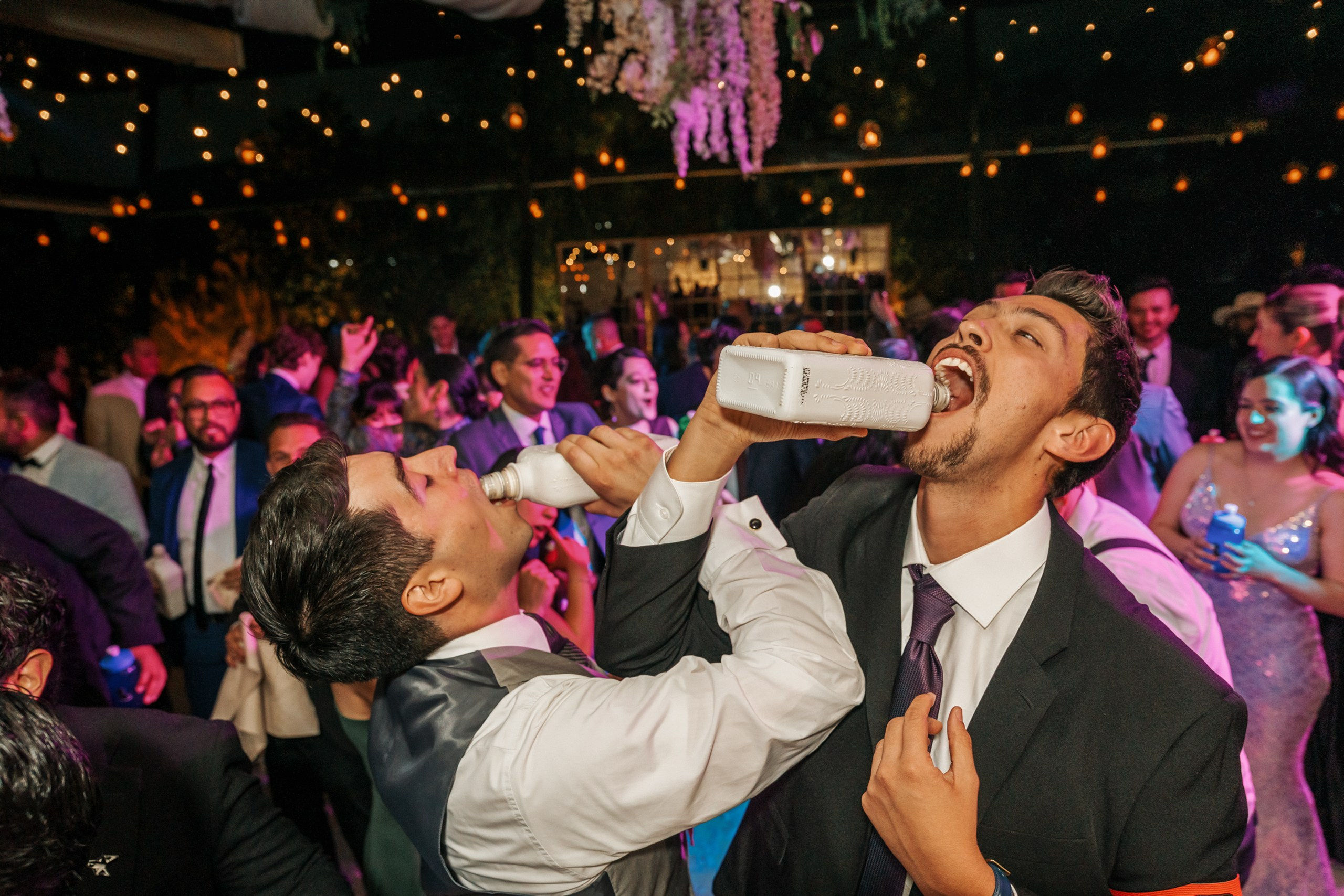 Ale + Diego. Elopement & Lifestyle Wedding Documentary Photographer