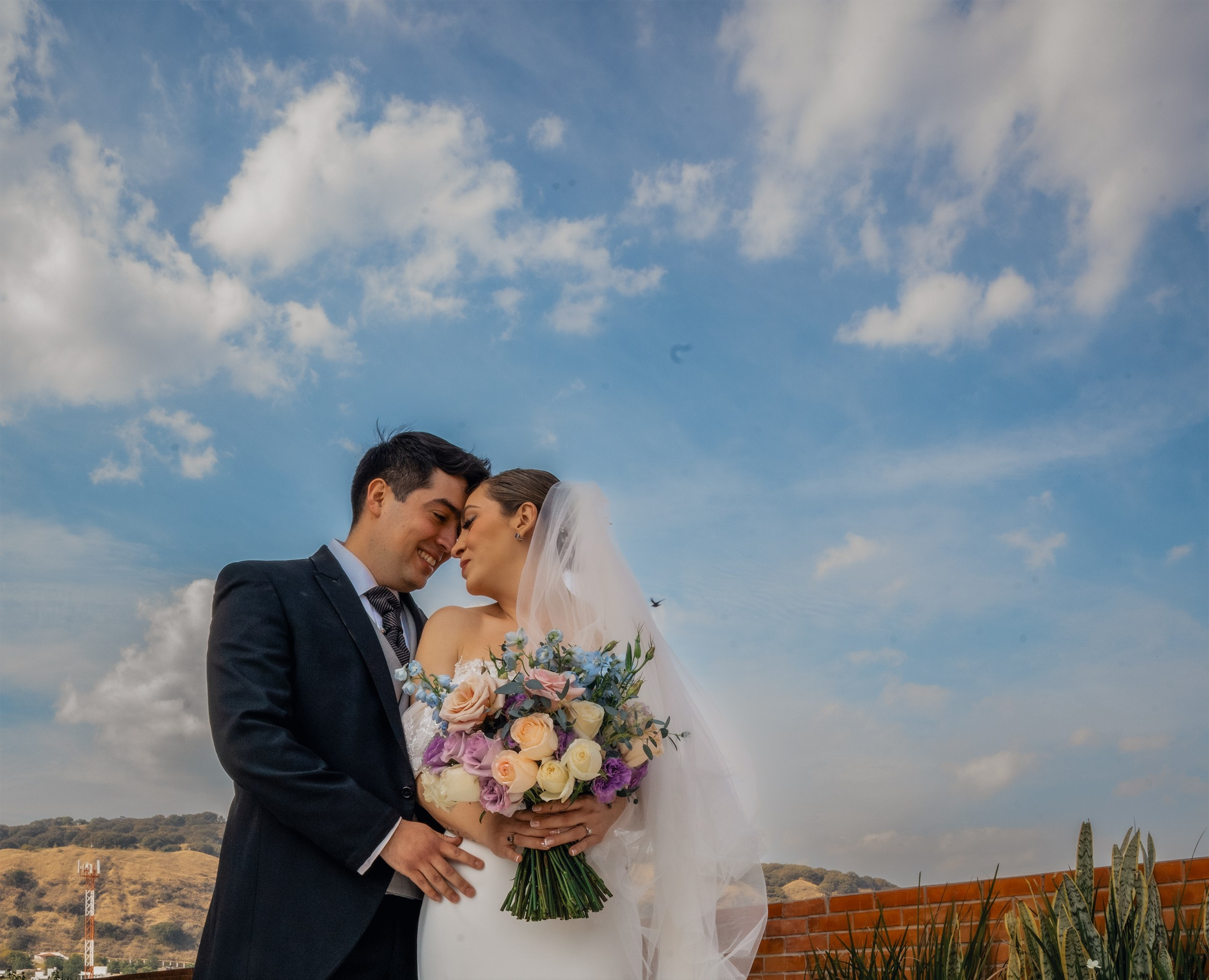 Ale + Diego. Elopement & Lifestyle Wedding Documentary Photographer