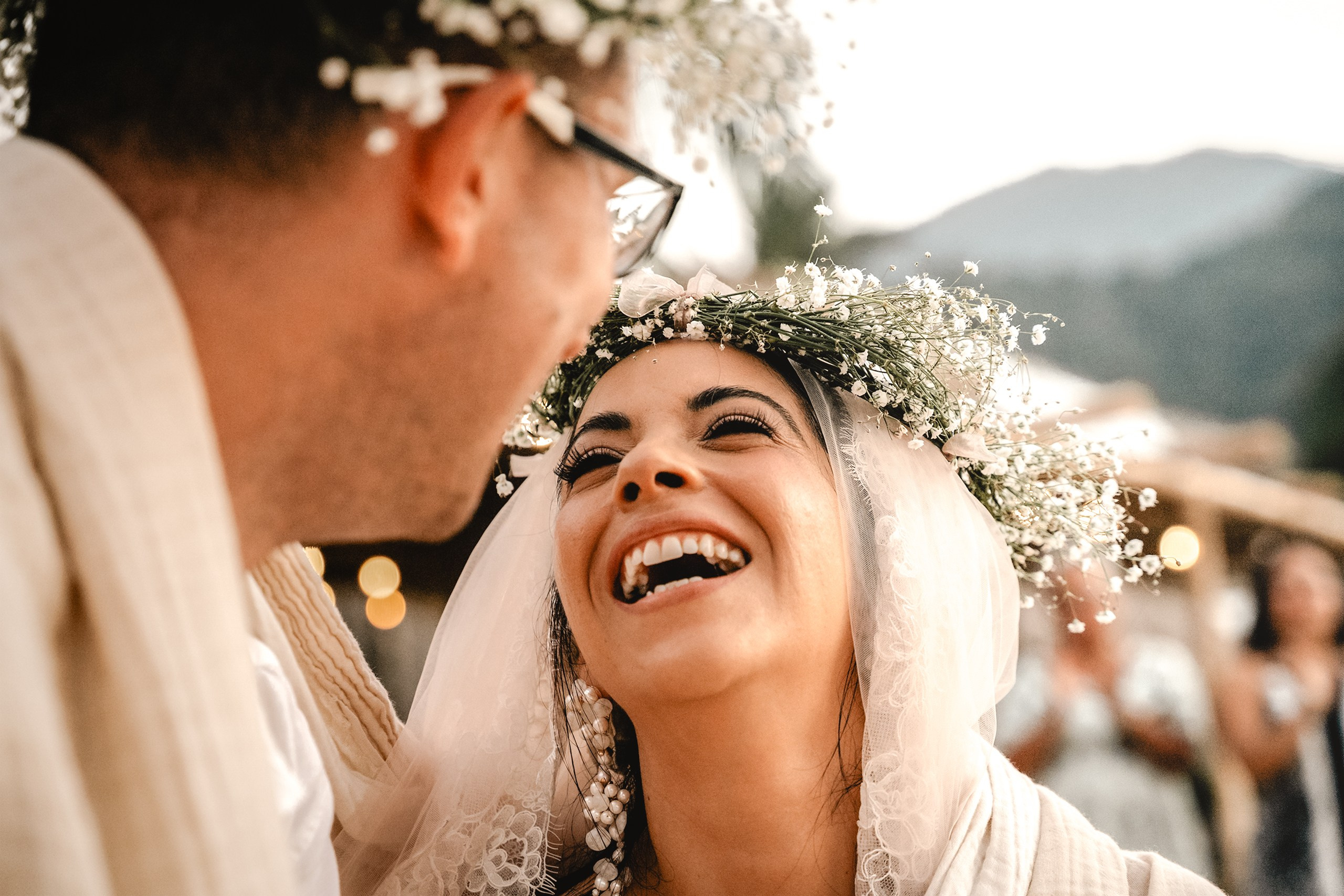 Mar + Issac. Elopement & Lifestyle Wedding Documentary Photographer