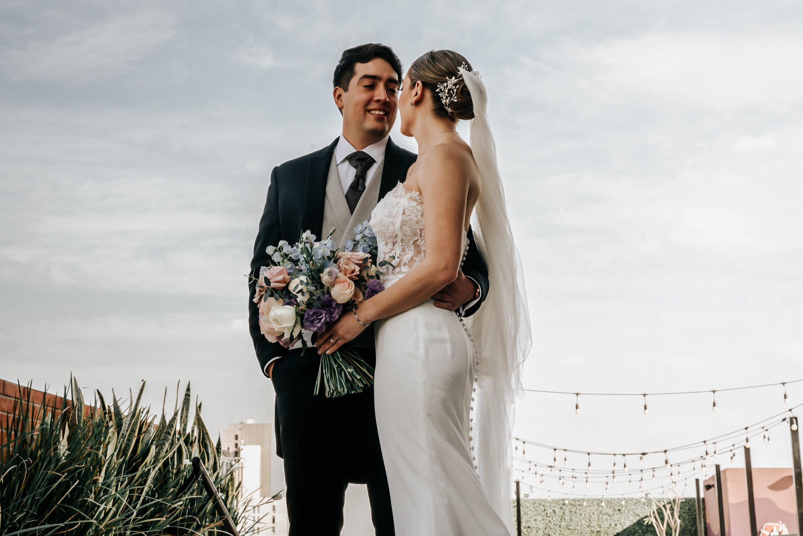 Ale + Diego. Elopement & Lifestyle Wedding Documentary Photographer
